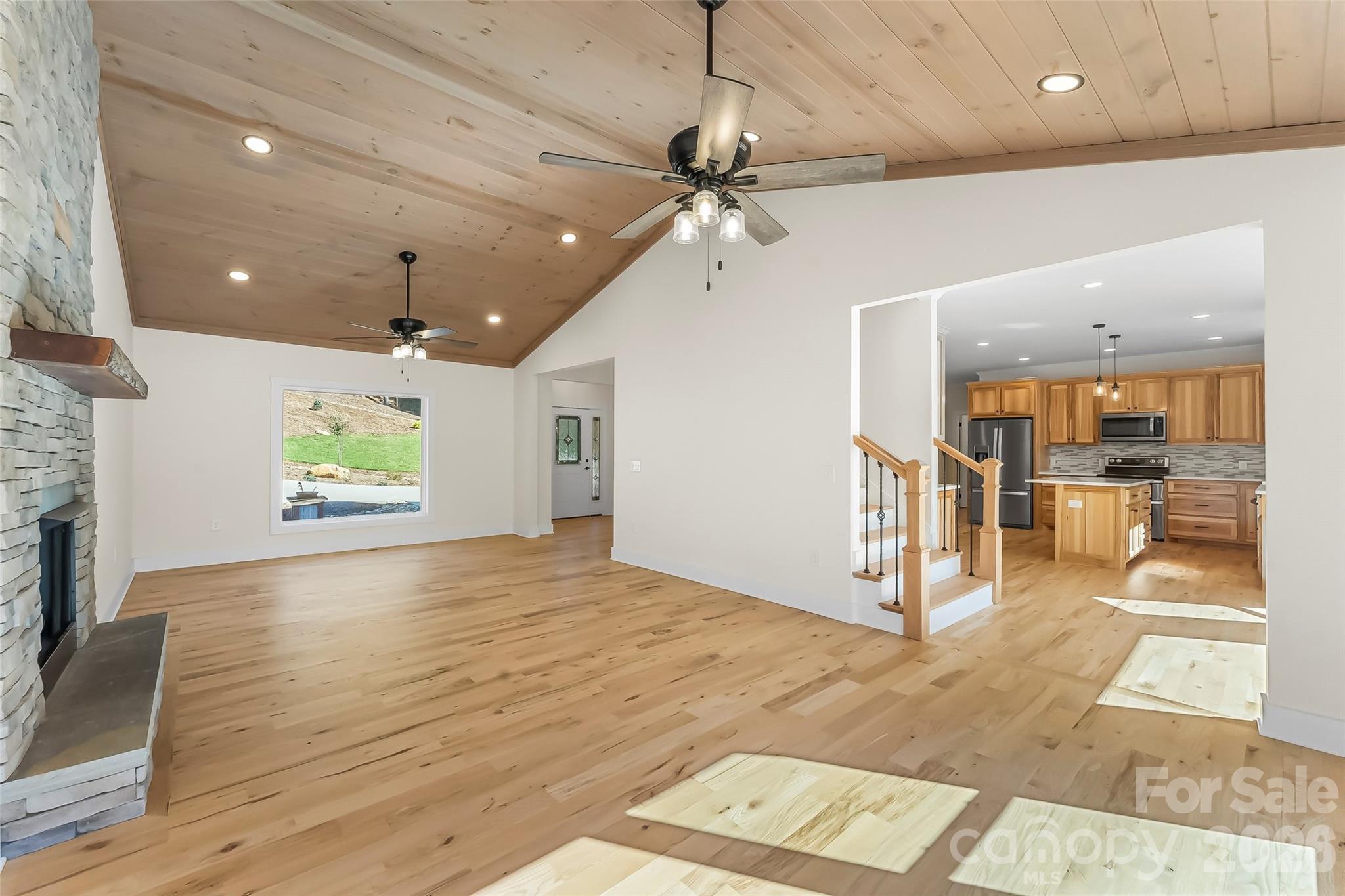 2366 W Paradise Harbor Drive Property Photo 8