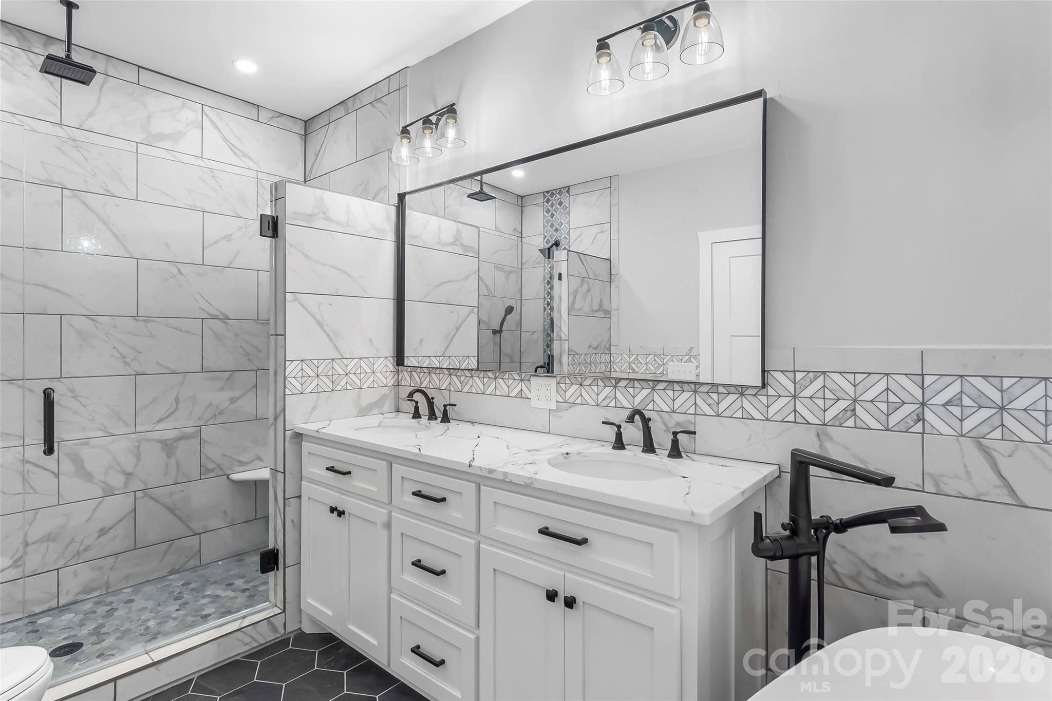 2366 W Paradise Harbor Drive Property Photo 22