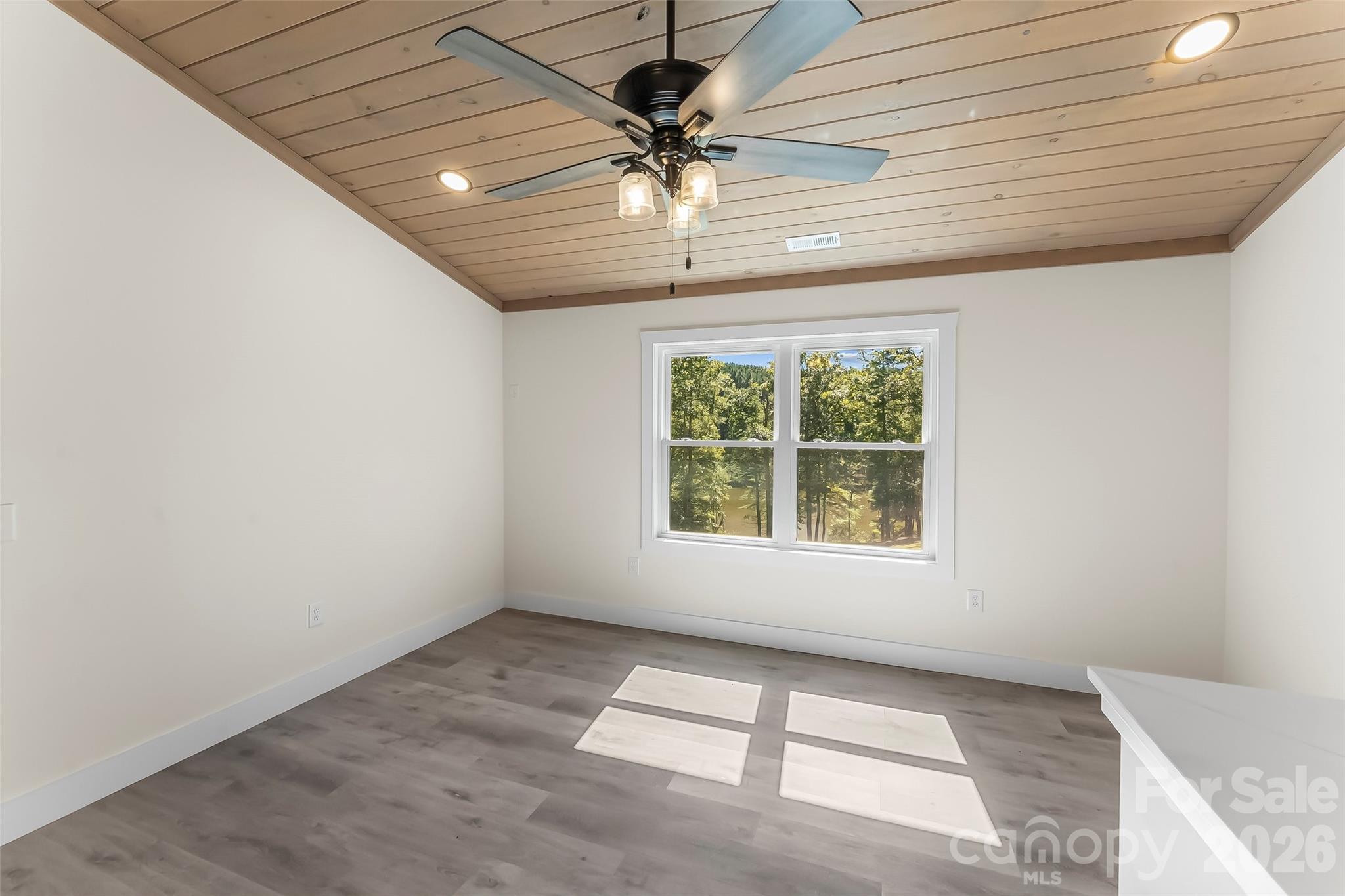 2366 W Paradise Harbor Drive Property Photo 24