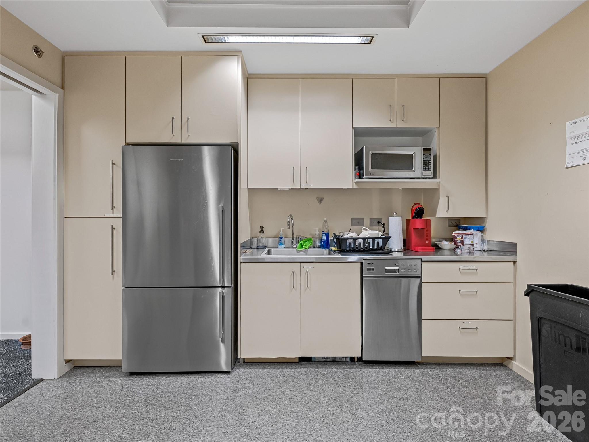38 & 40 Biltmore Avenue Property Photo 12