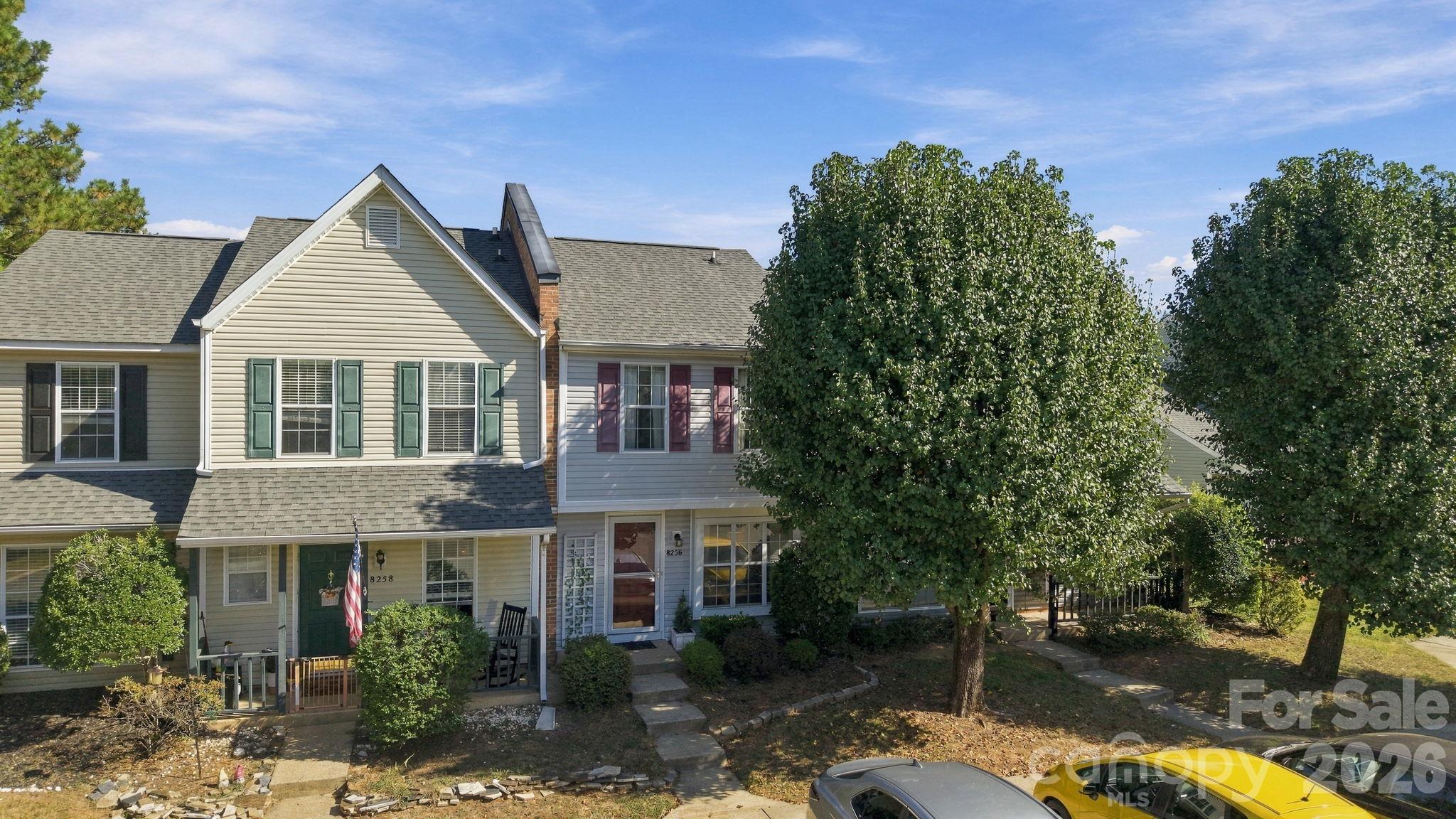 8256 Golf Ridge Drive Property Photo 1