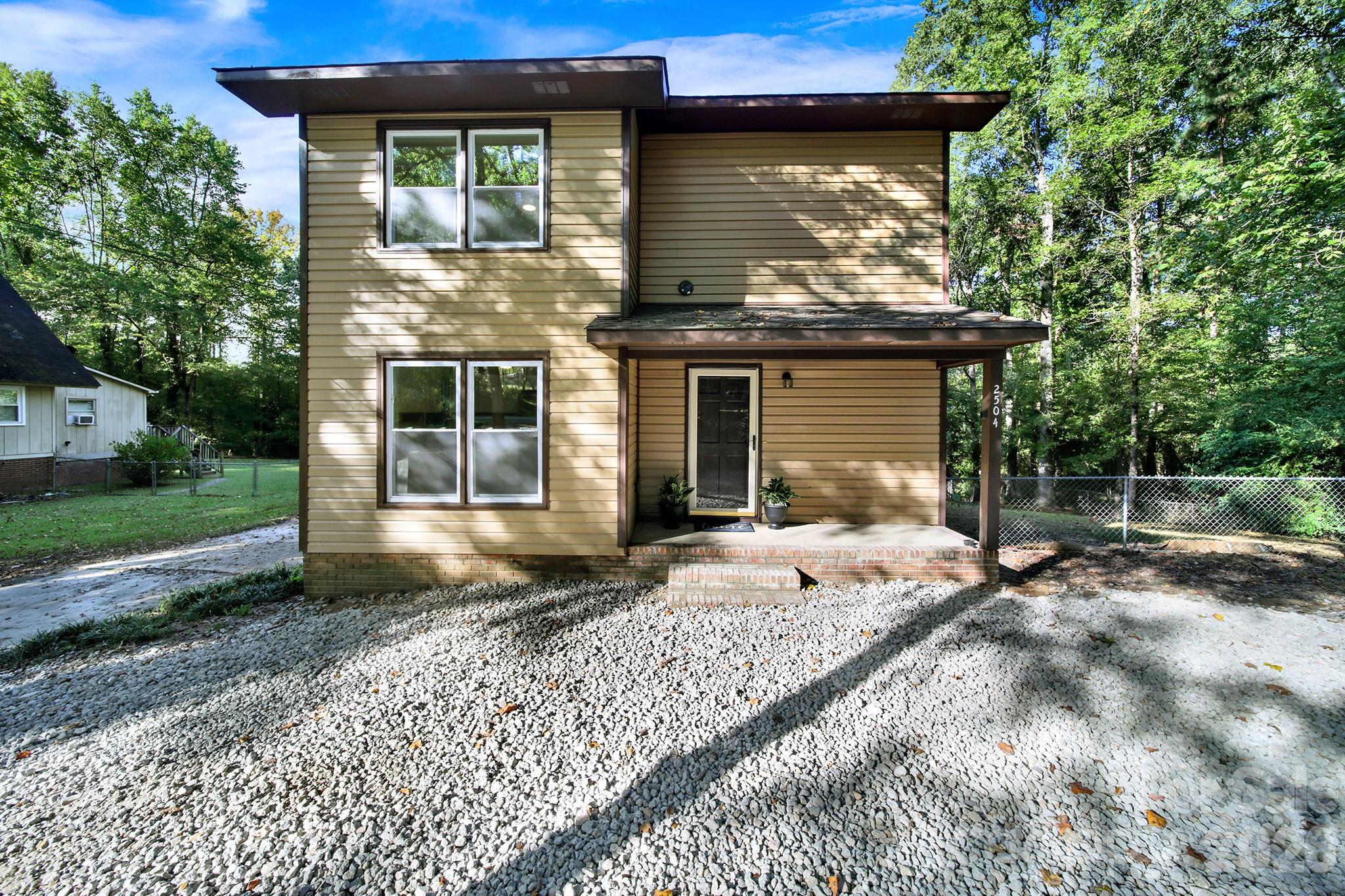 2504 Downey Drive Property Photo 8