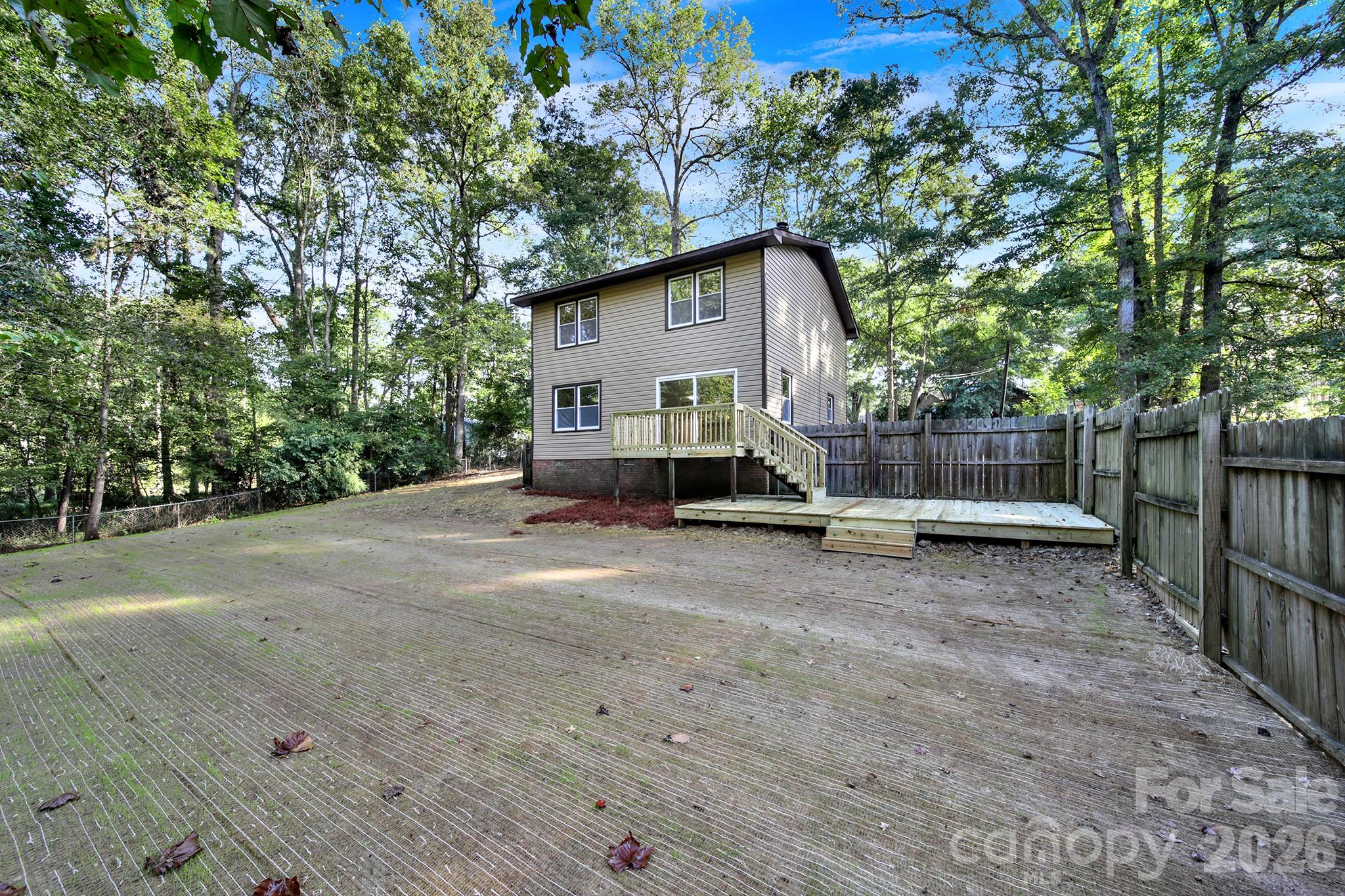 2504 Downey Drive Property Photo 26
