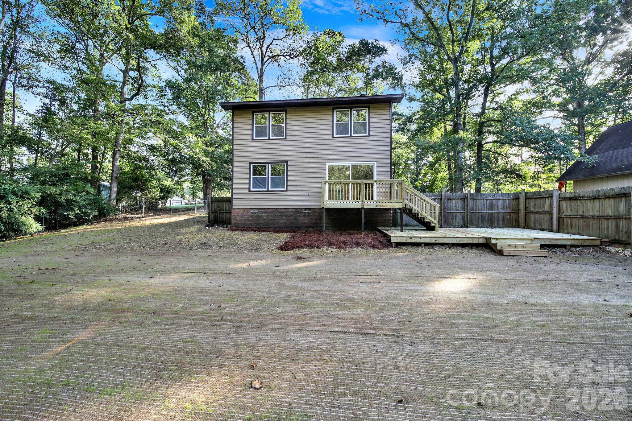 2504 Downey Drive Property Photo 27