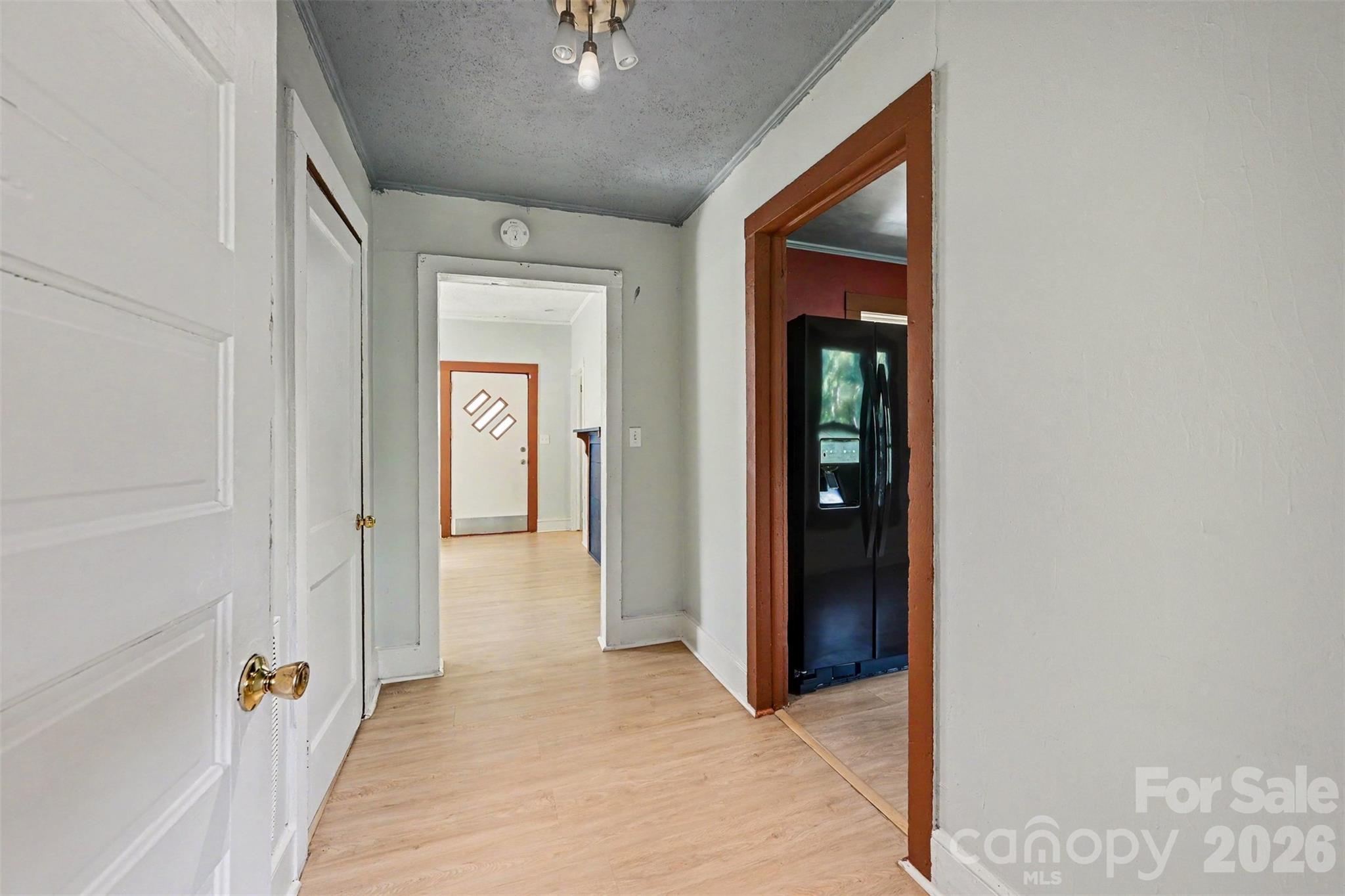 607 S Harding Avenue Property Photo 19