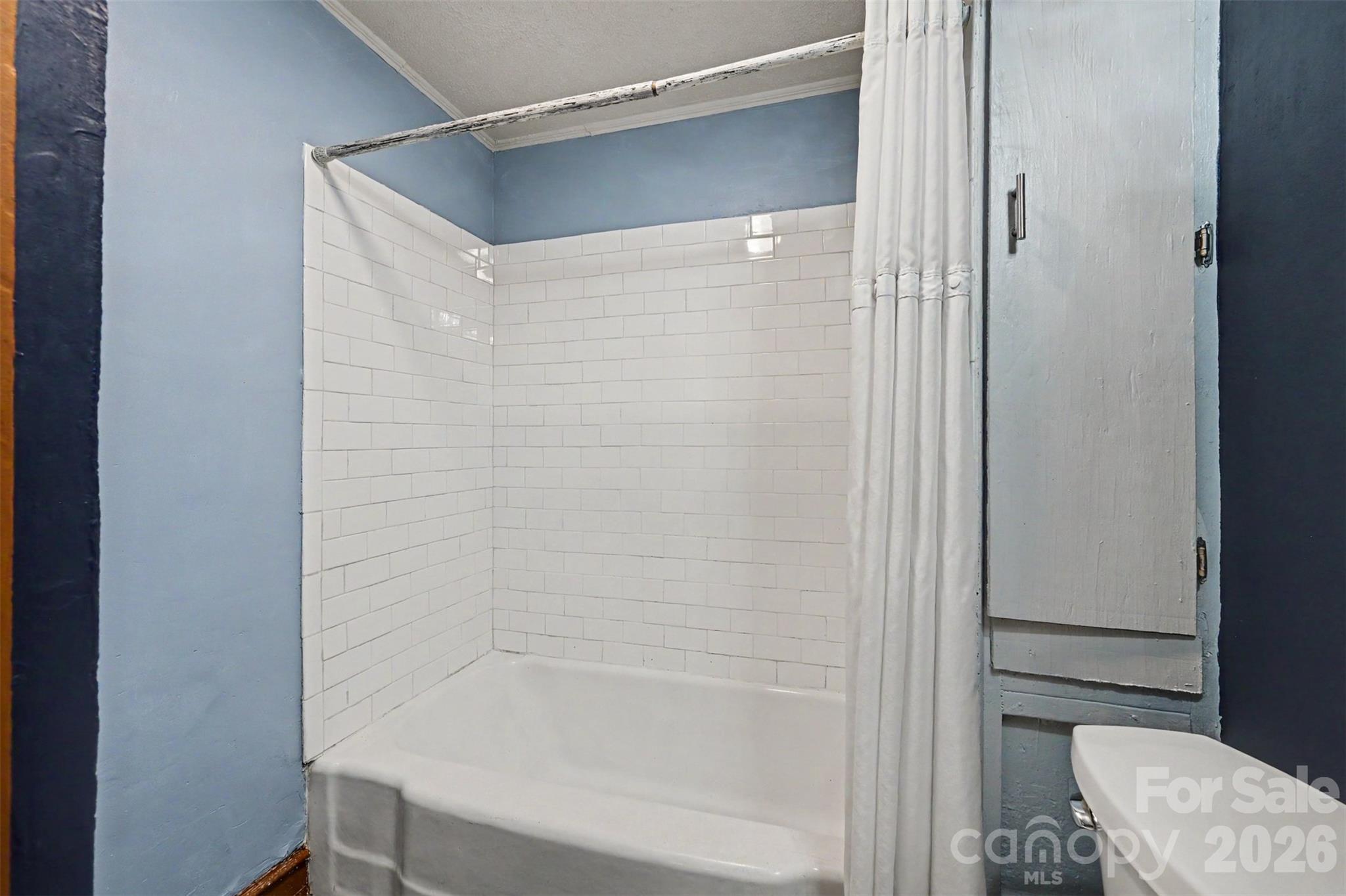 607 S Harding Avenue Property Photo 21