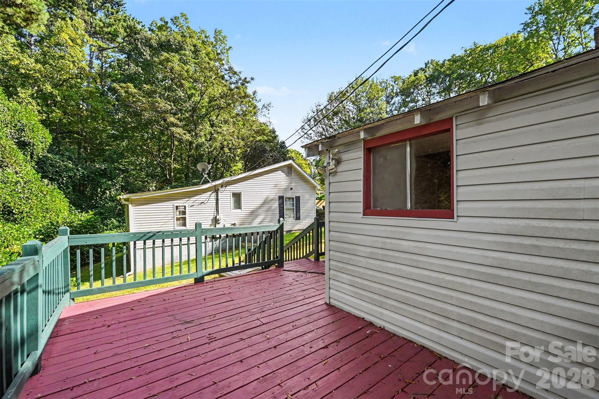 607 S Harding Avenue Property Photo 24