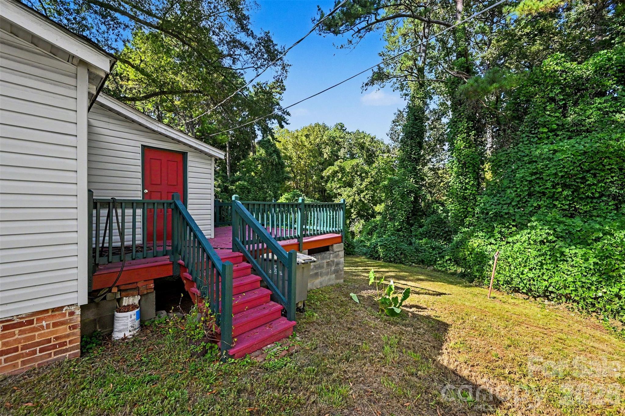 607 S Harding Avenue Property Photo 27