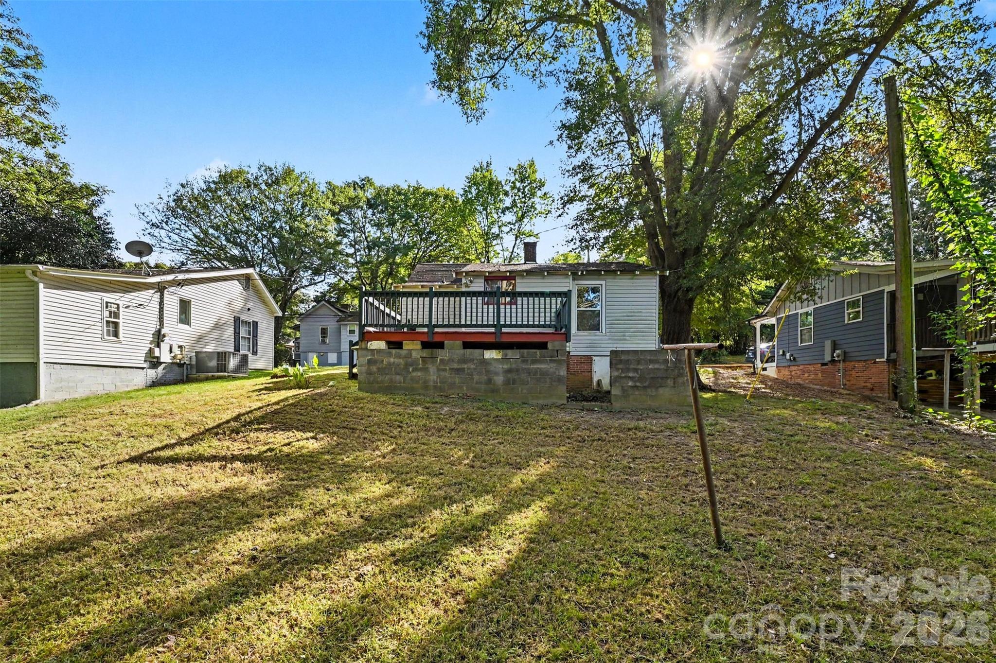 607 S Harding Avenue Property Photo 30