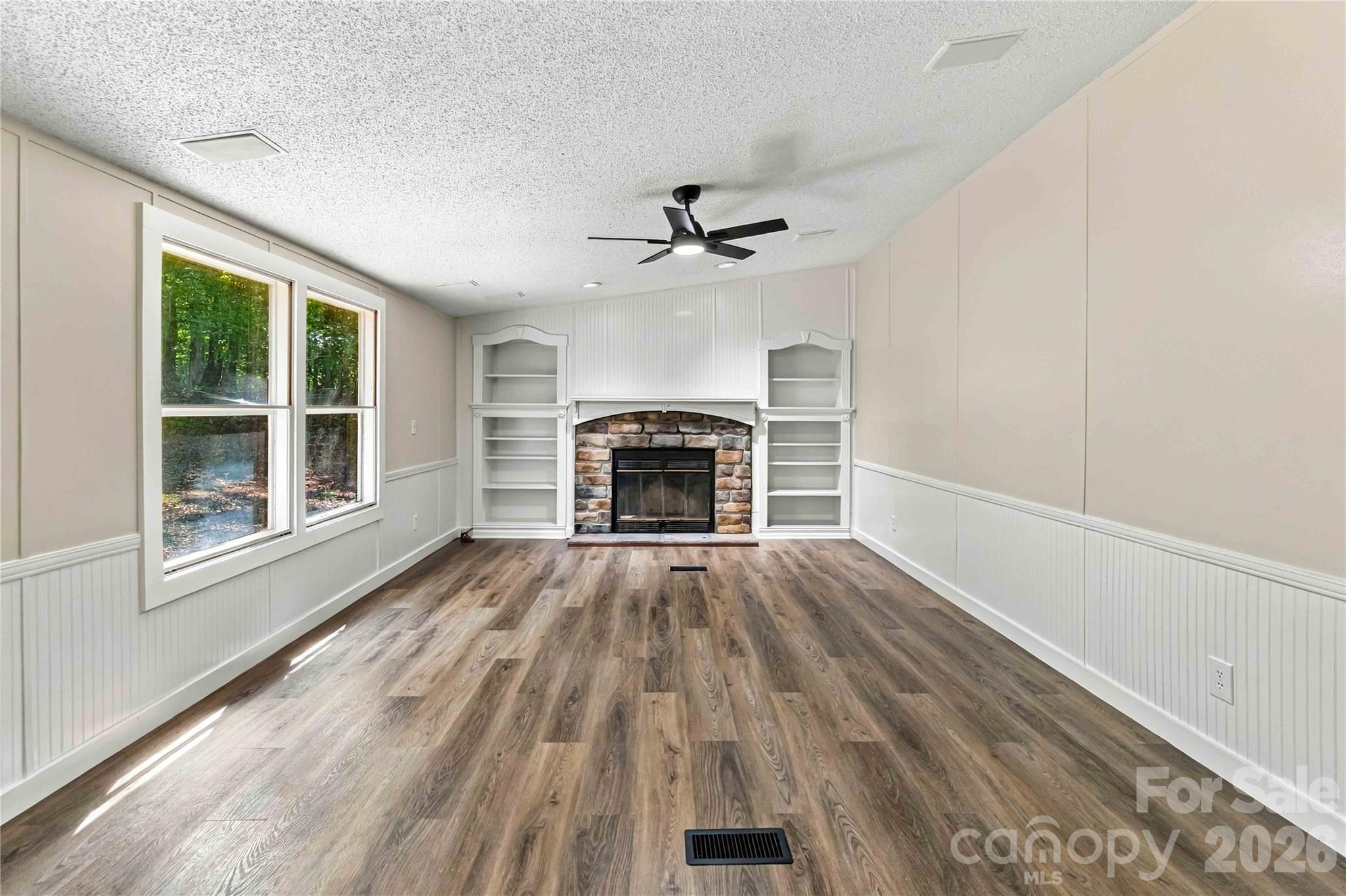 2212 Wildwood Drive Property Photo 11