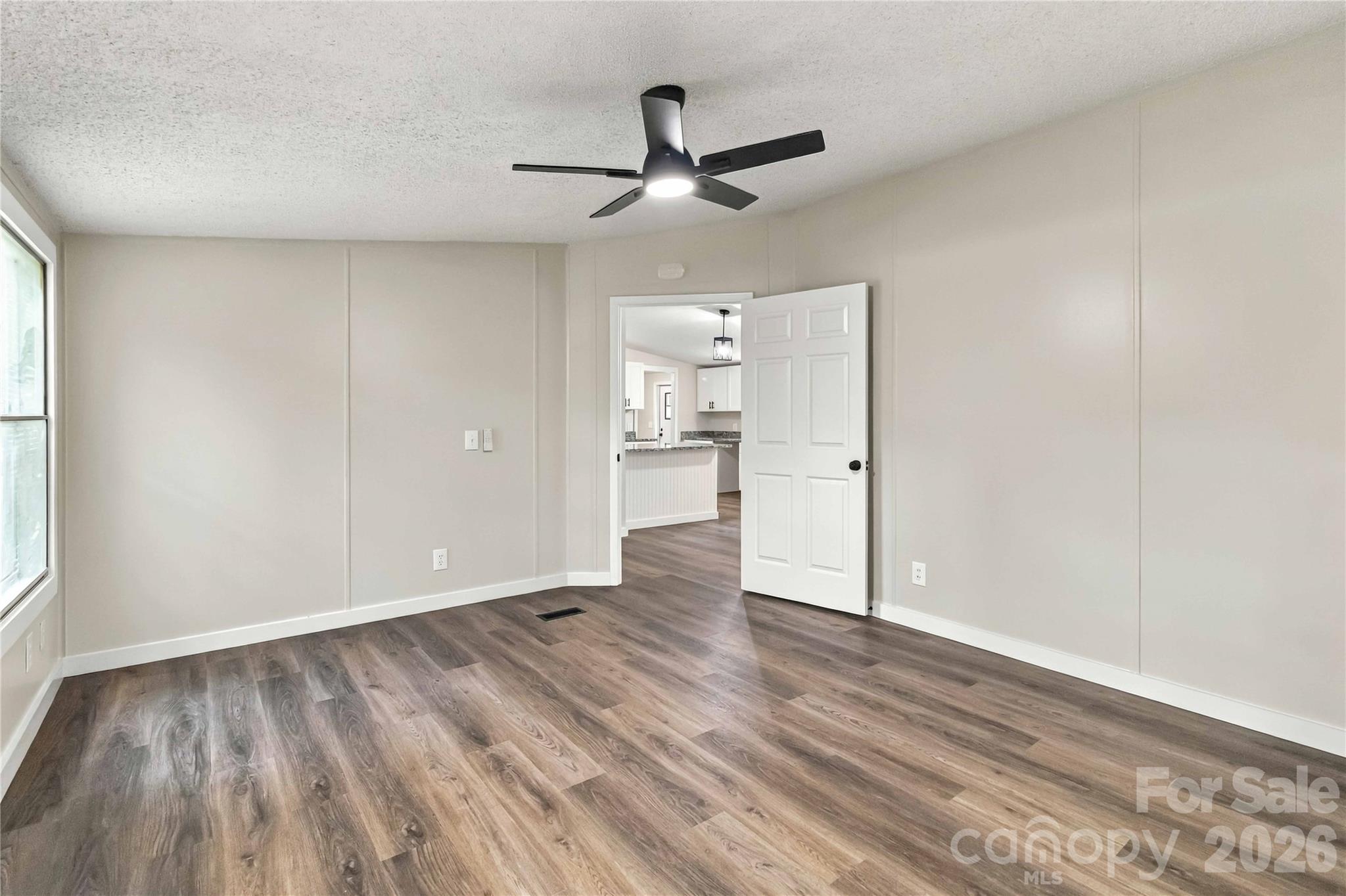 2212 Wildwood Drive Property Photo 24