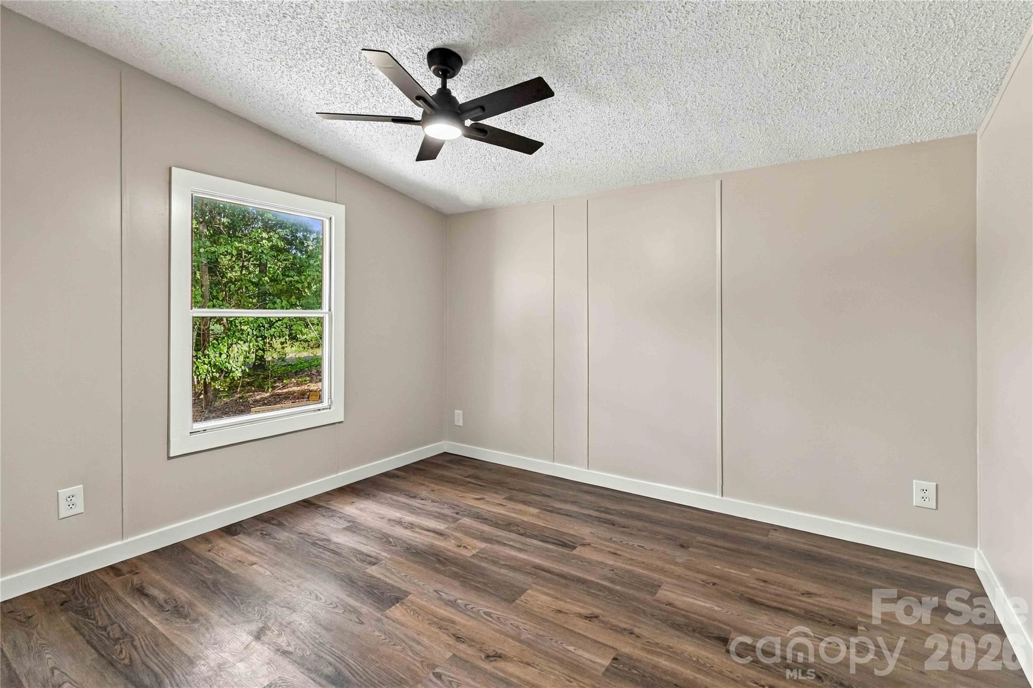 2212 Wildwood Drive Property Photo 27