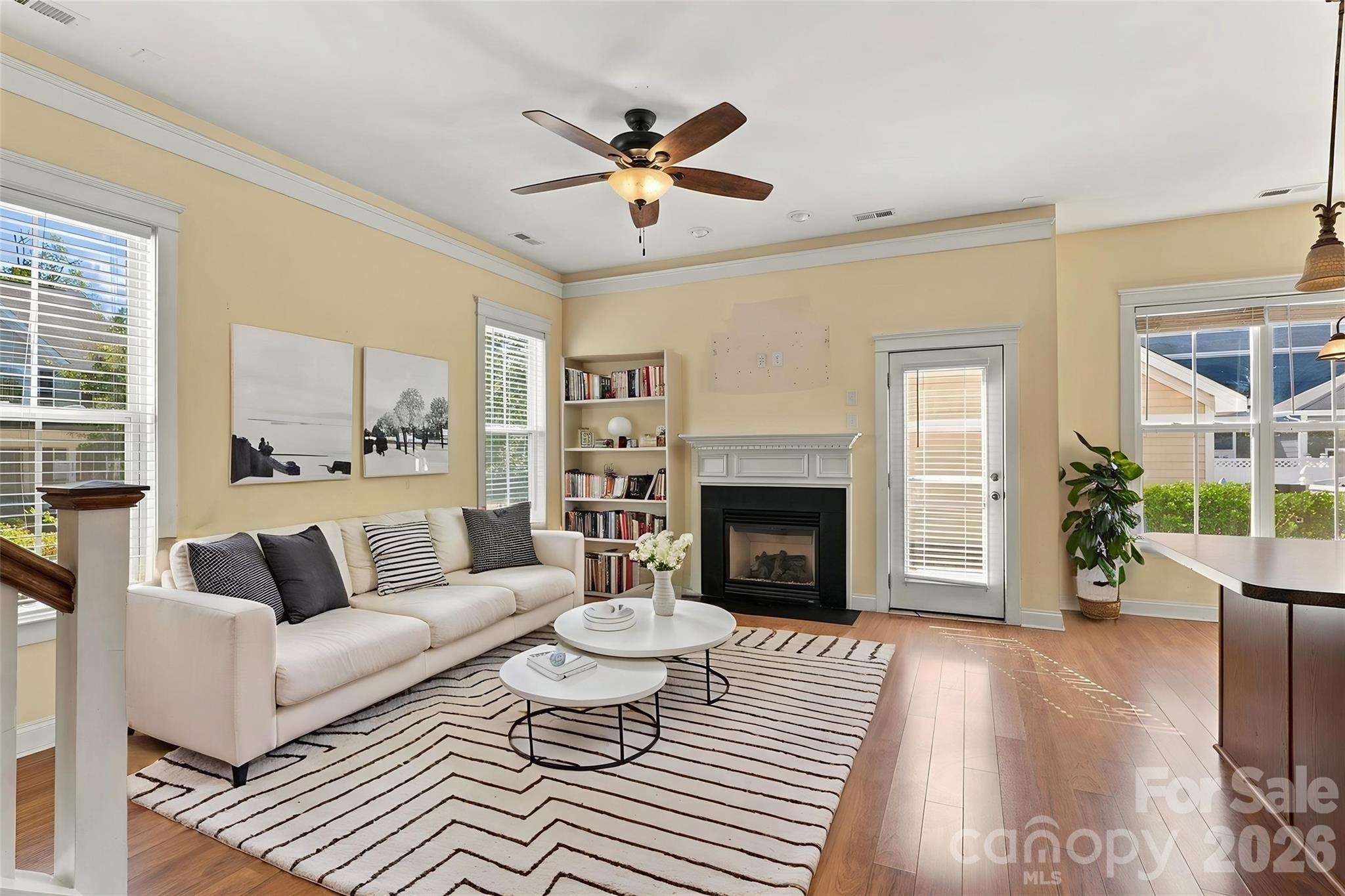 16411 Leavitt Lane Property Photo 3