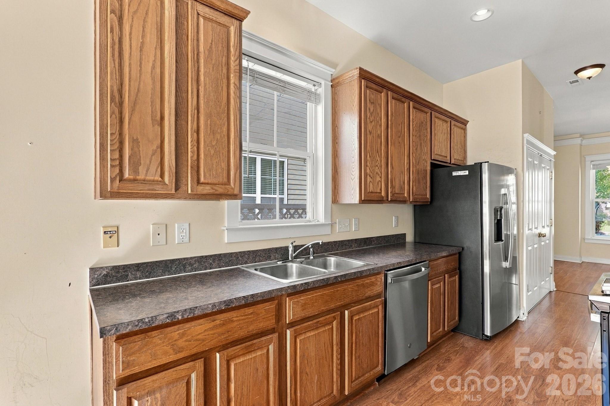 16411 Leavitt Lane Property Photo 4