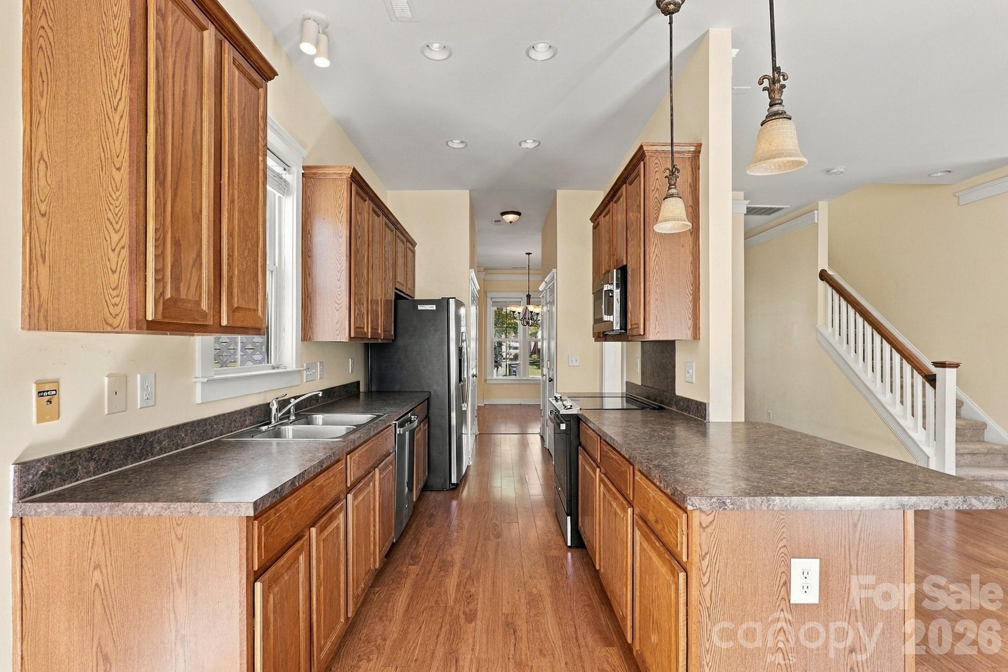 16411 Leavitt Lane Property Photo 6
