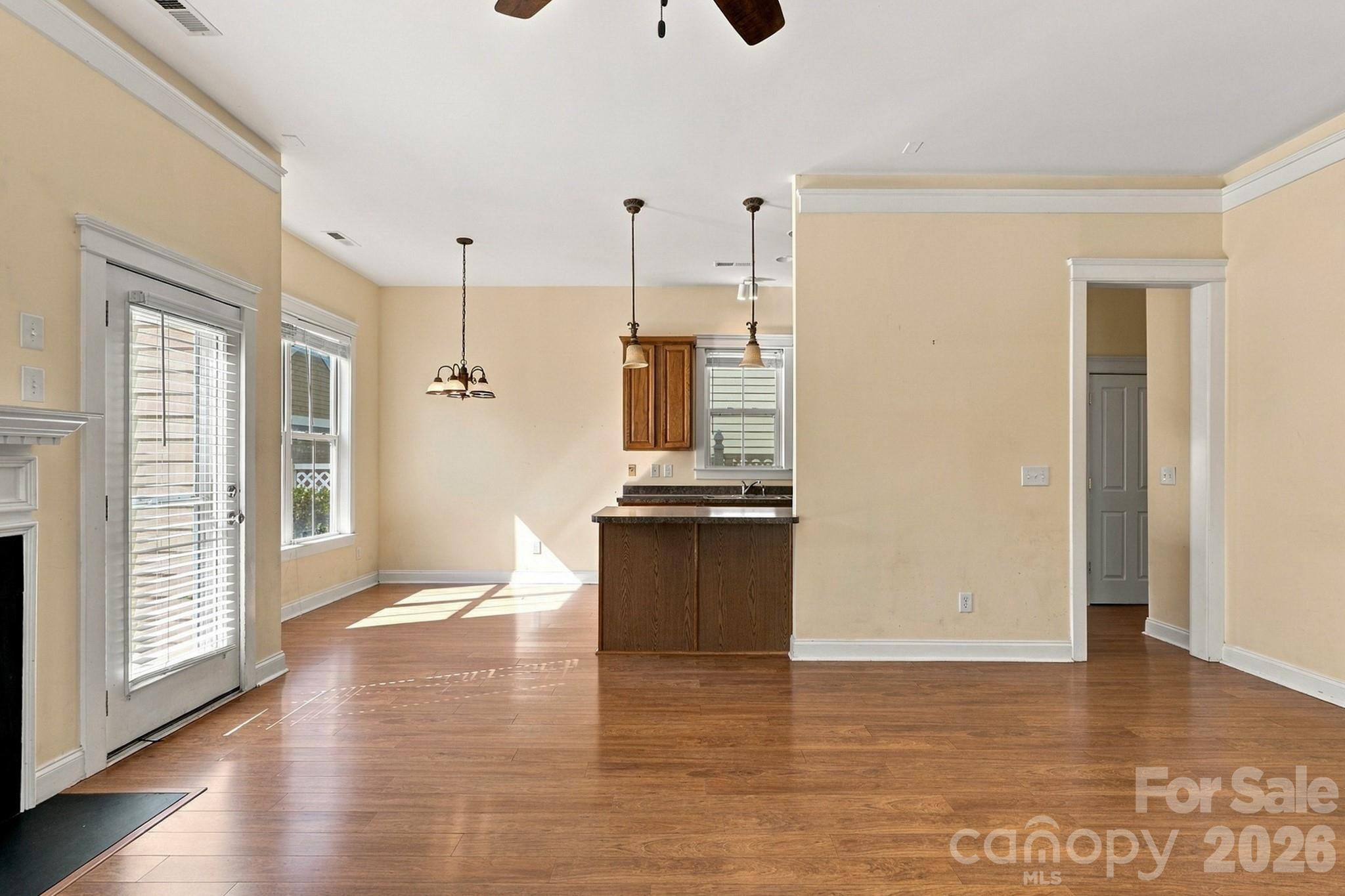 16411 Leavitt Lane Property Photo 9