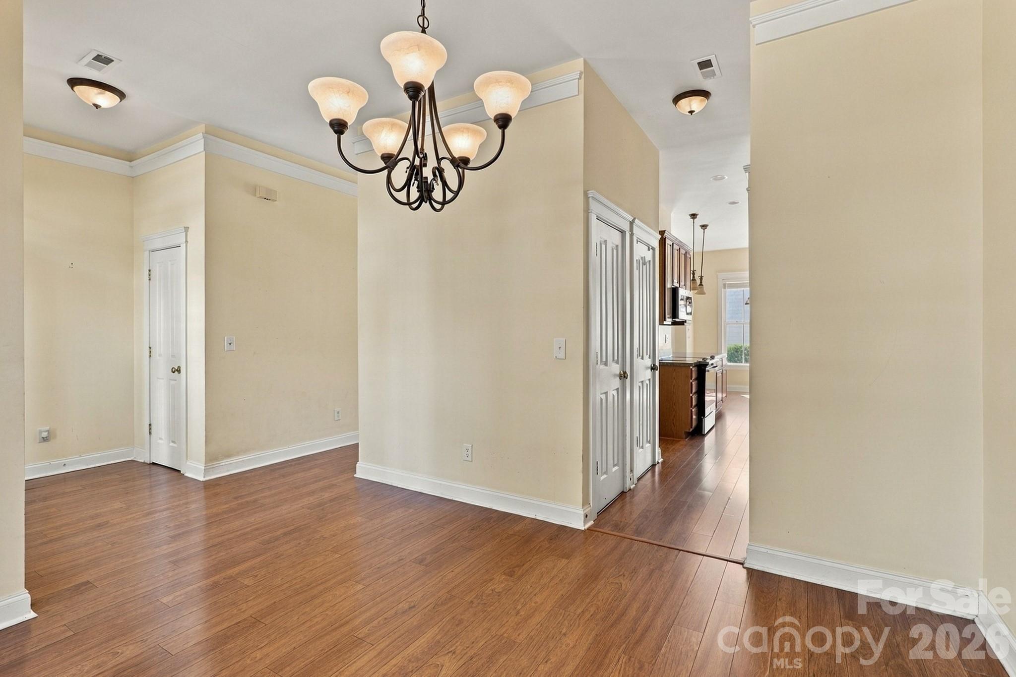 16411 Leavitt Lane Property Photo 11