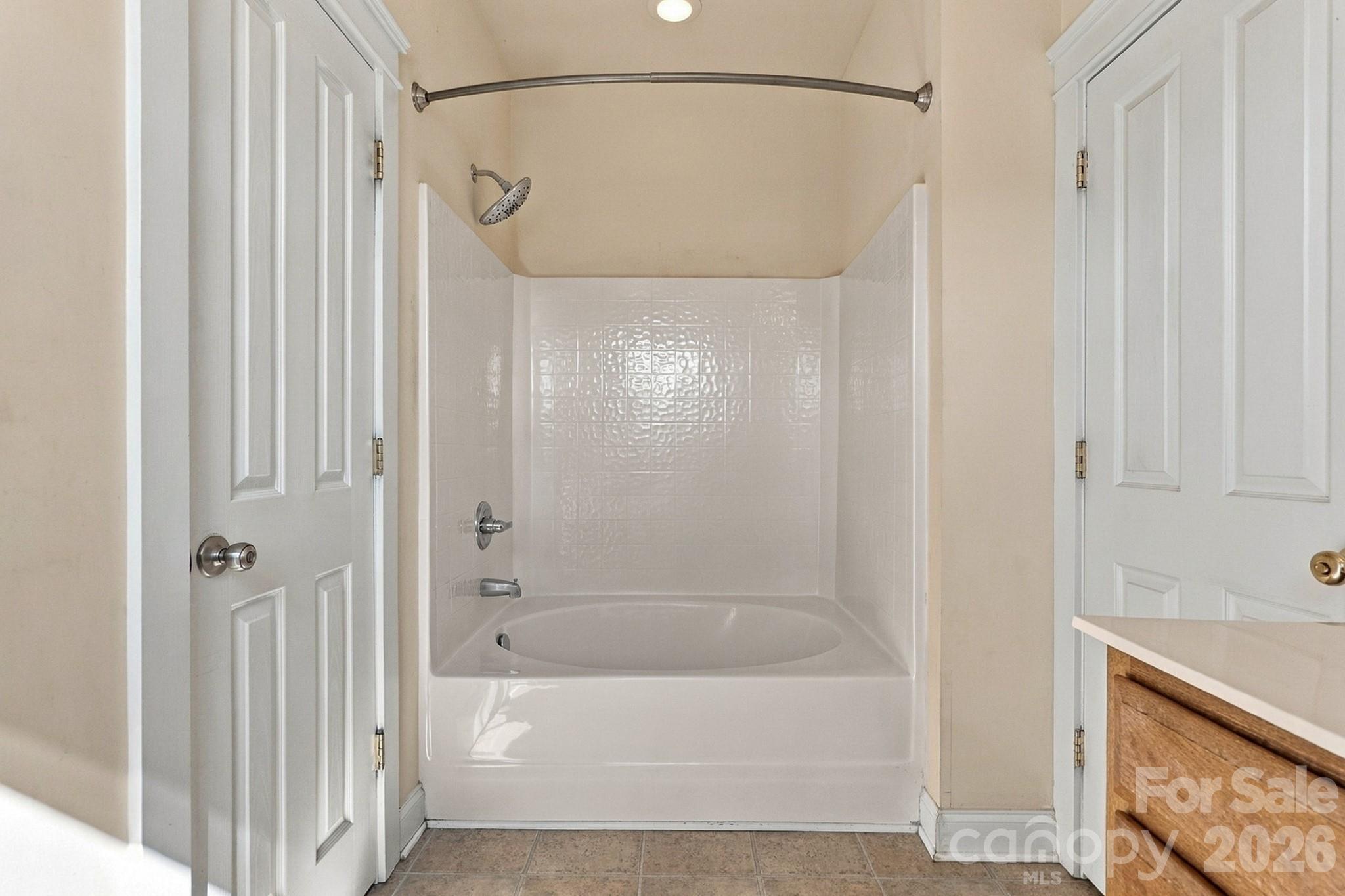 16411 Leavitt Lane Property Photo 22