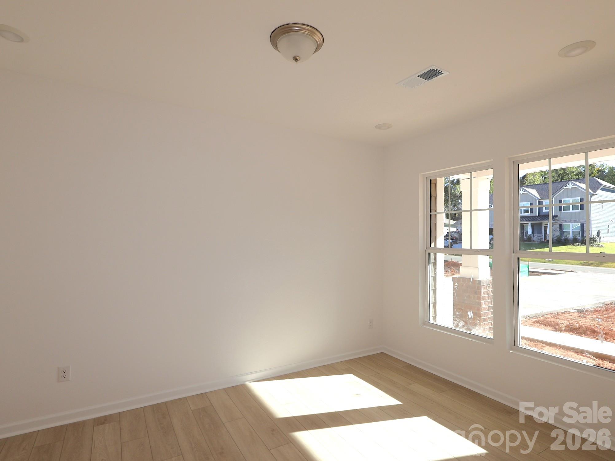 242 Amber Glen Drive Property Photo 3