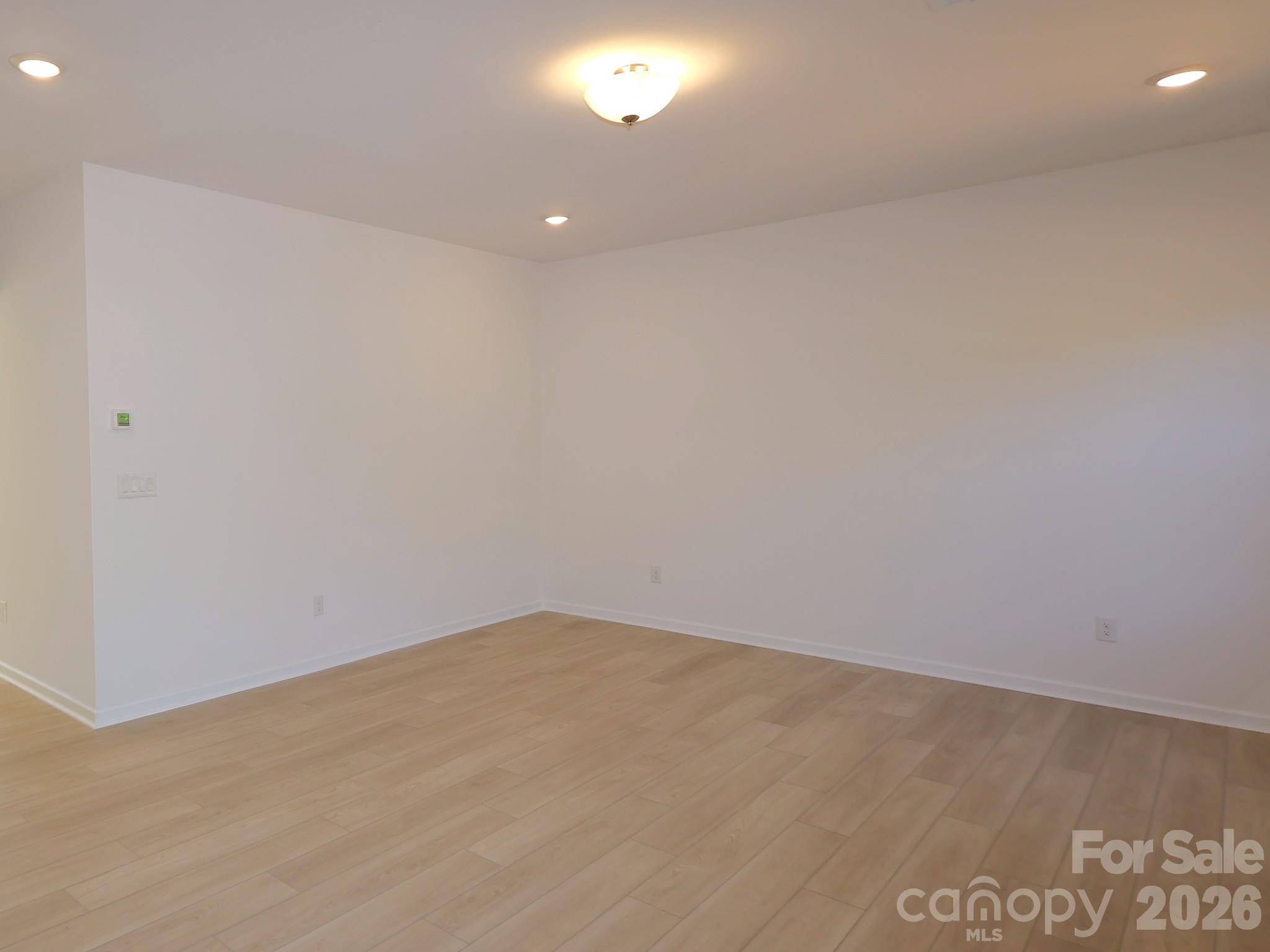 242 Amber Glen Drive Property Photo 9