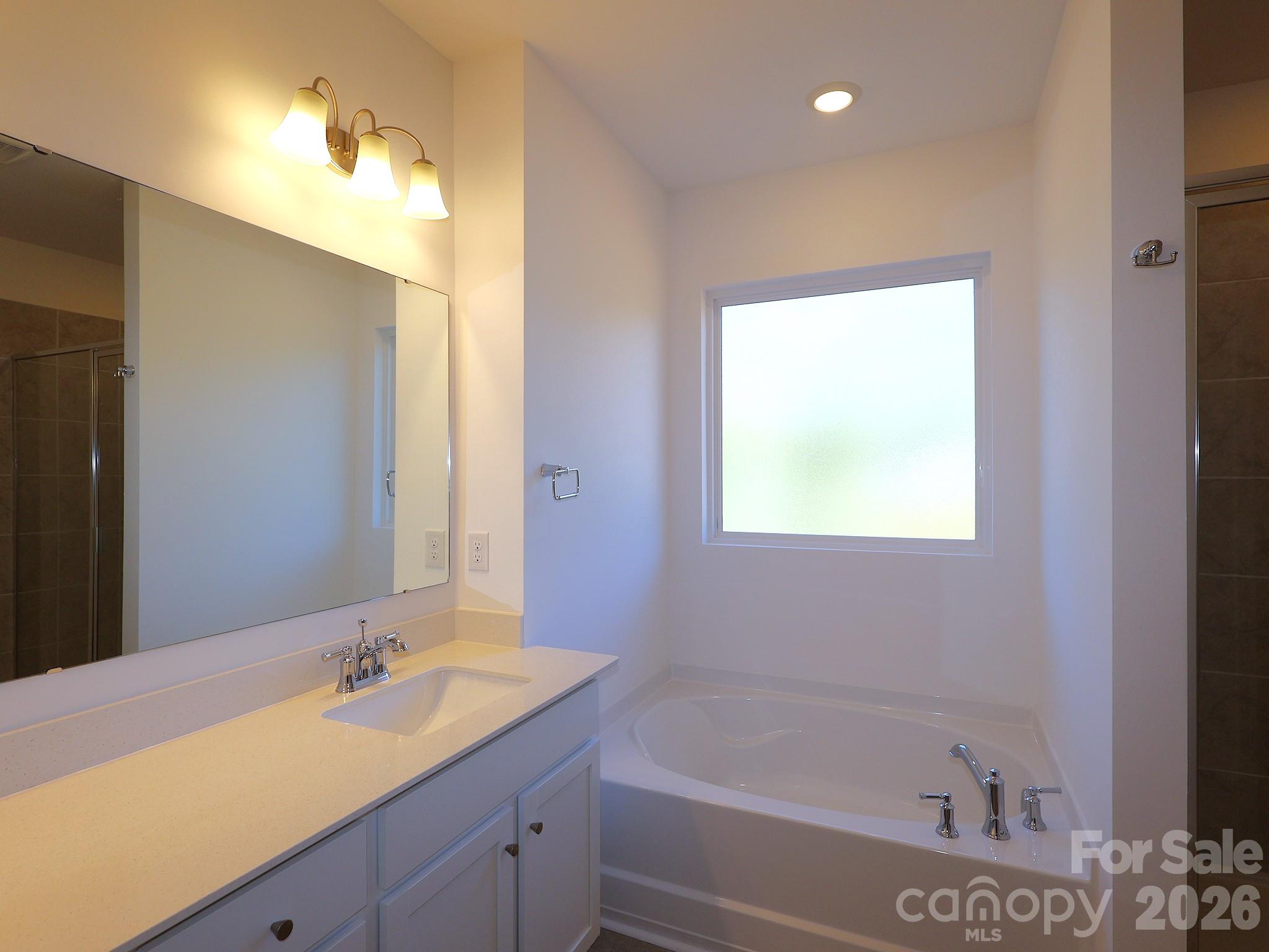 242 Amber Glen Drive Property Photo 21