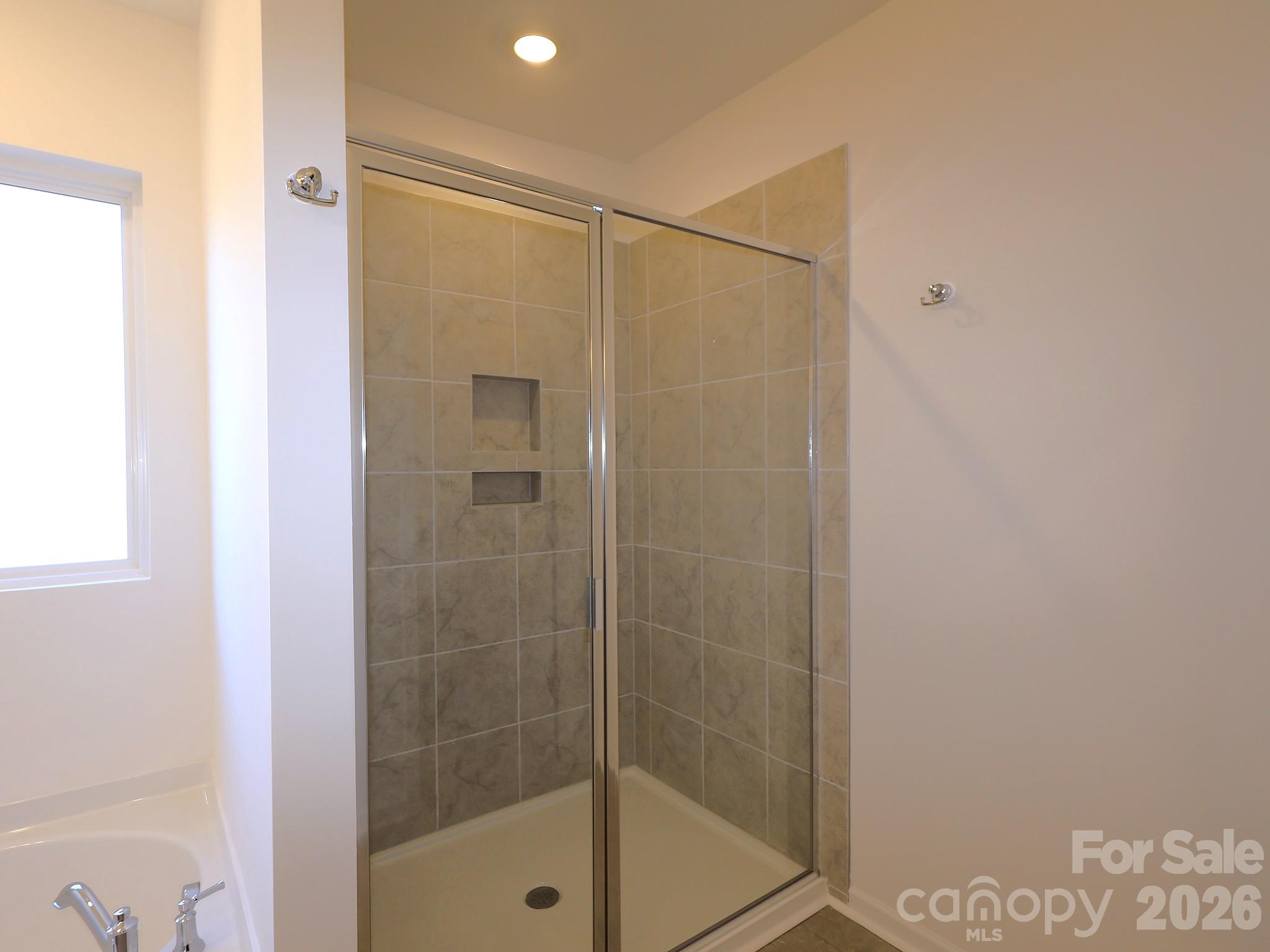 242 Amber Glen Drive Property Photo 22