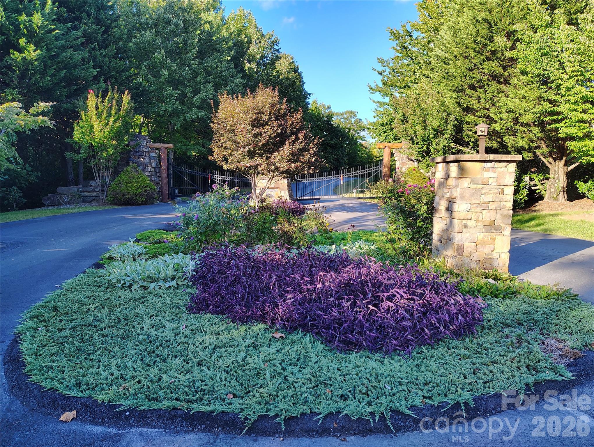 304 Feather Falls Trail 4 Property Photo 11