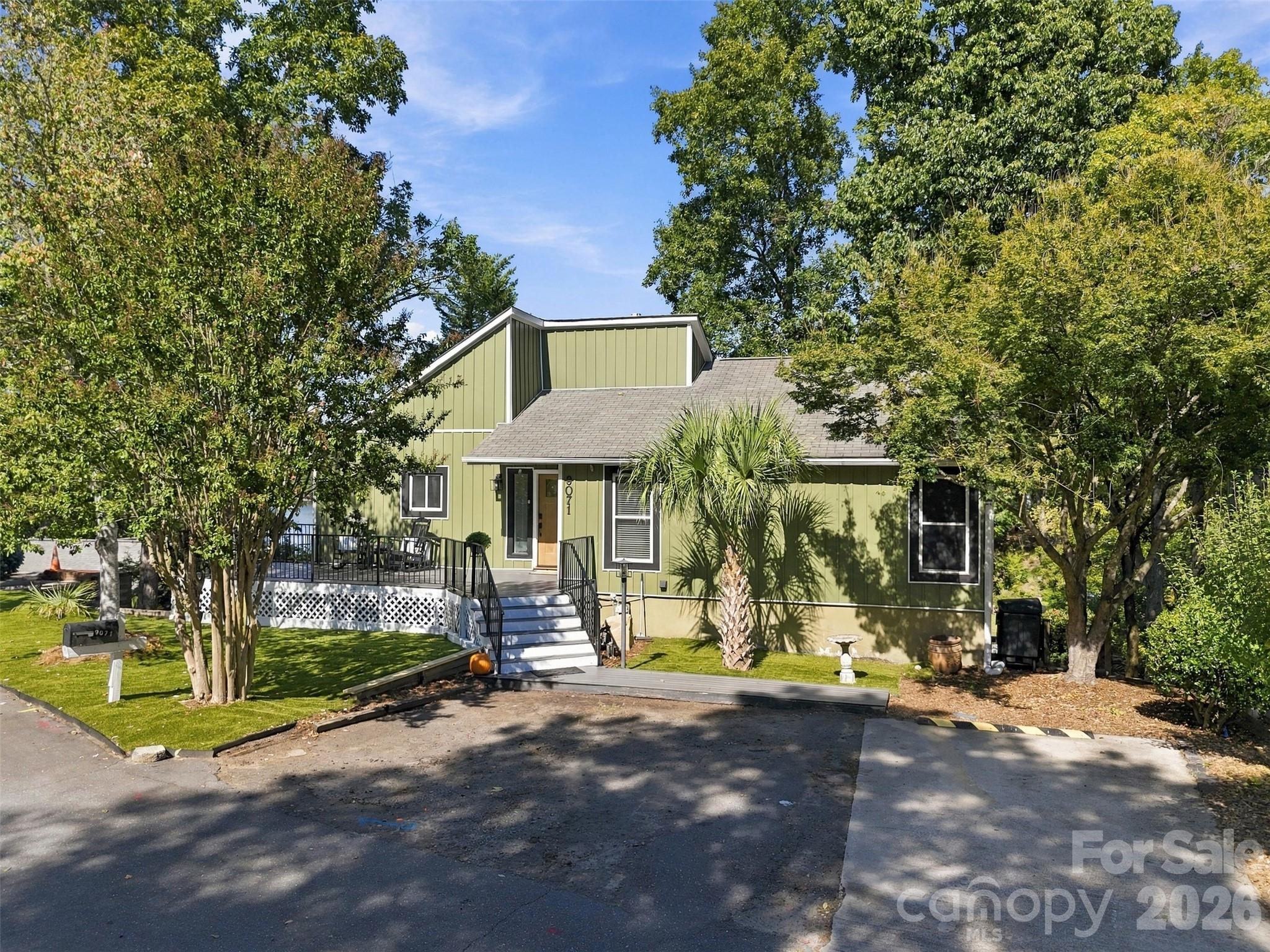 9071 Tulagi Court Property Photo 1
