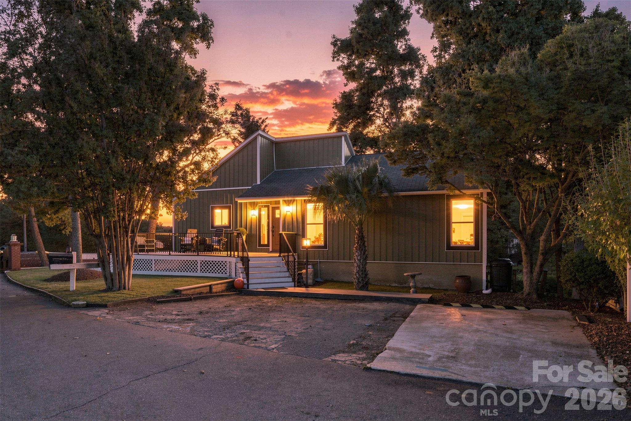 9071 Tulagi Court Property Photo 2