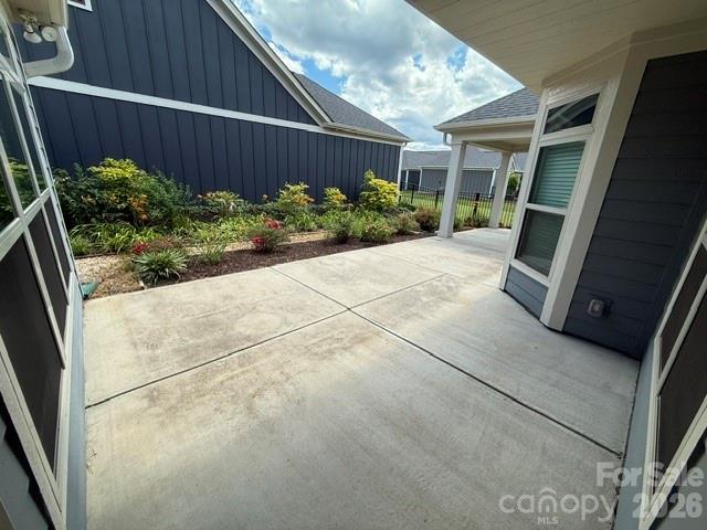 715 Poplar View Drive Property Photo 4
