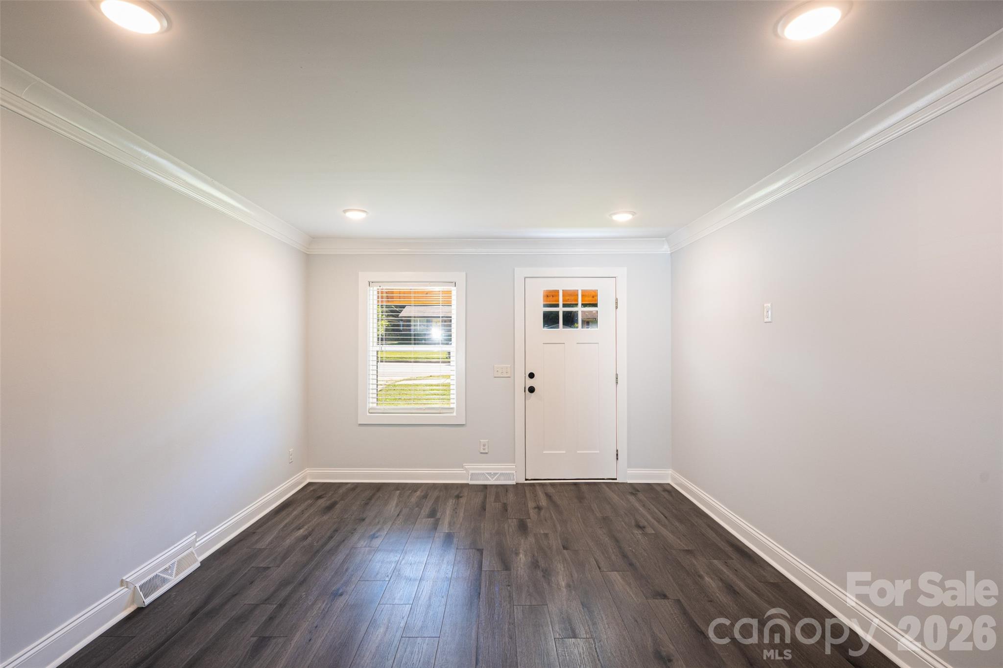 2520 Alleghany Street Property Photo 8