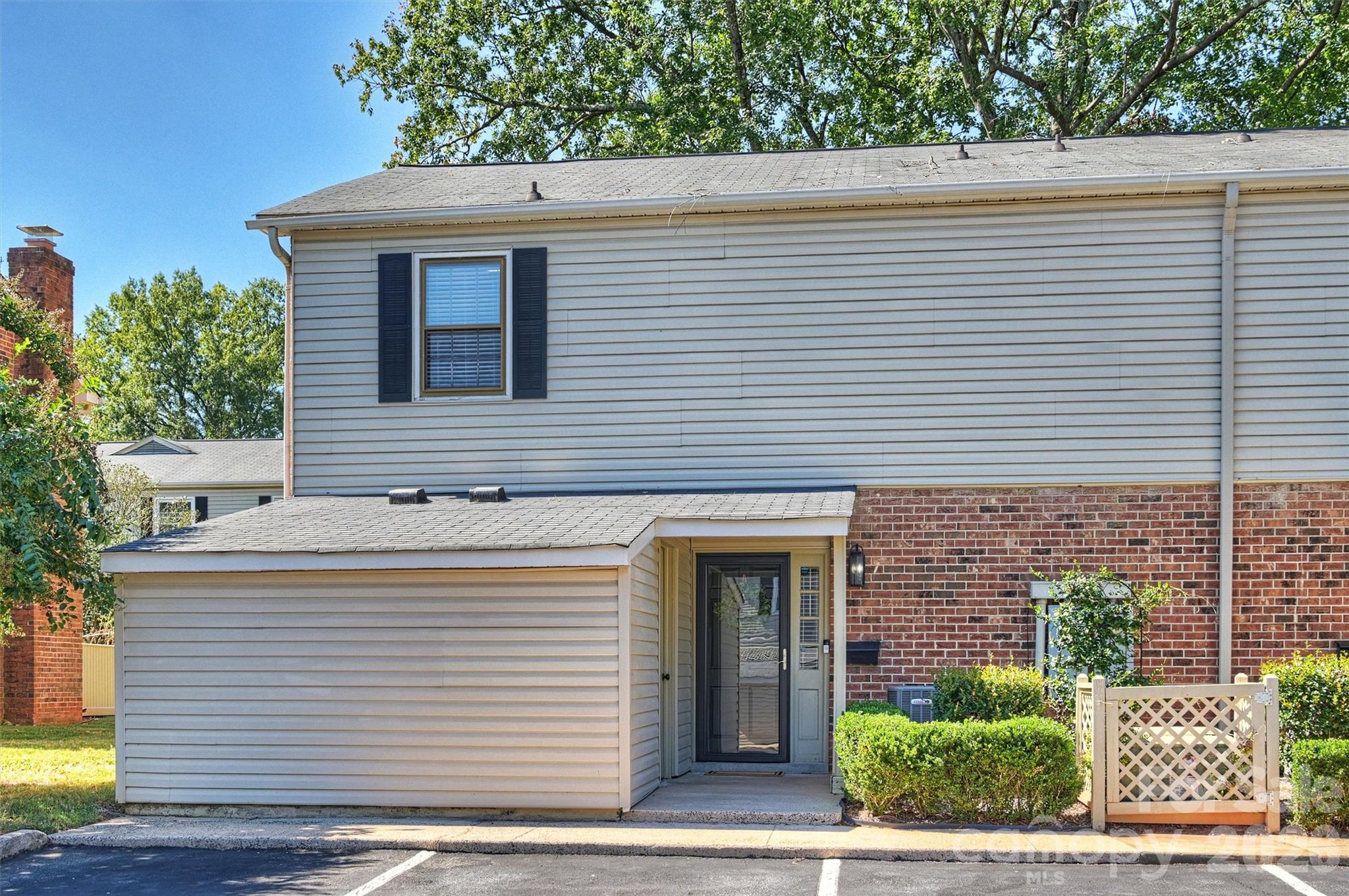 5915 Quail Hollow Road A Property Photo 1