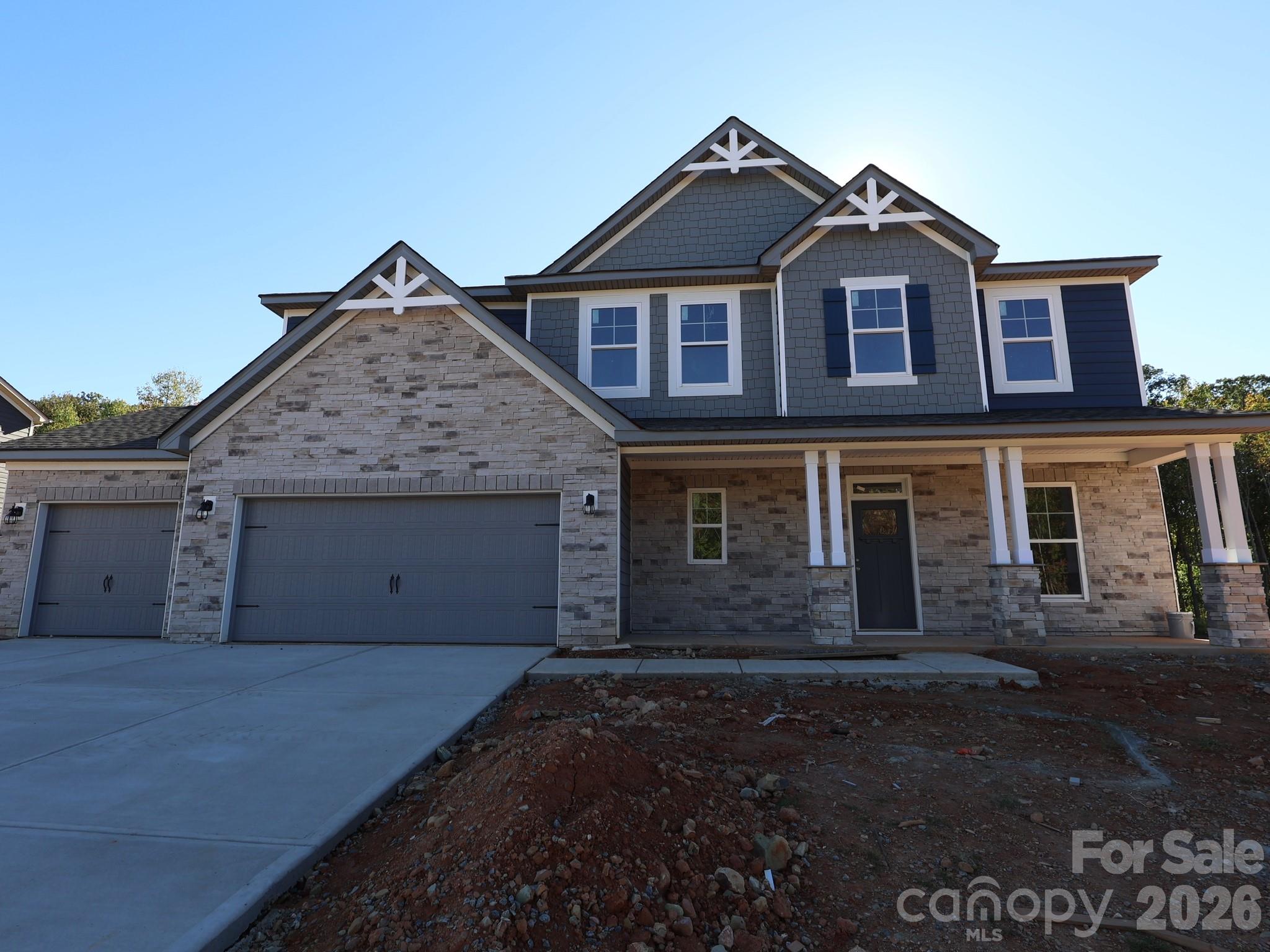 253 Amber Glen Drive Property Photo 1