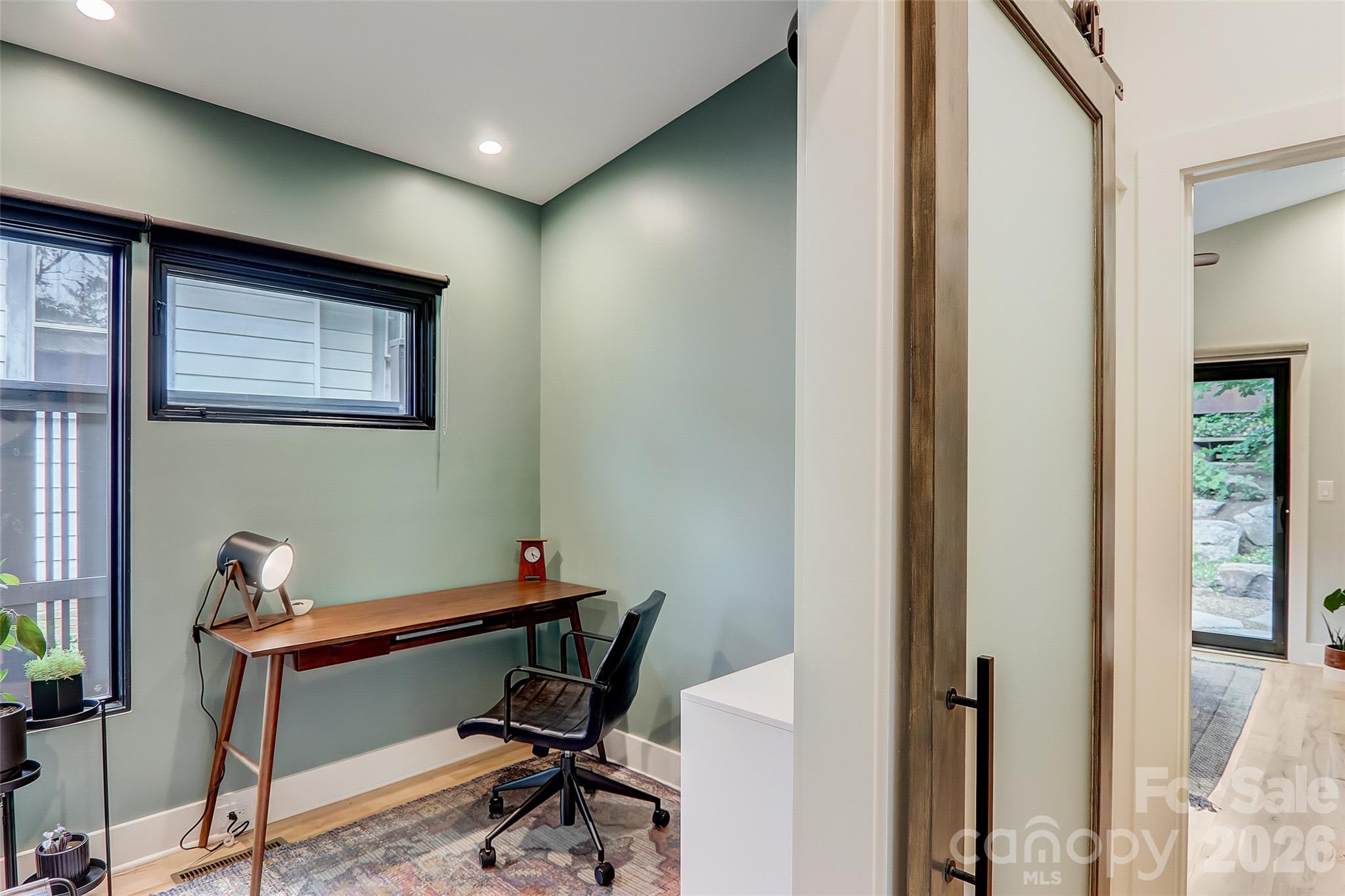 10 Cornelia Street Property Photo 28