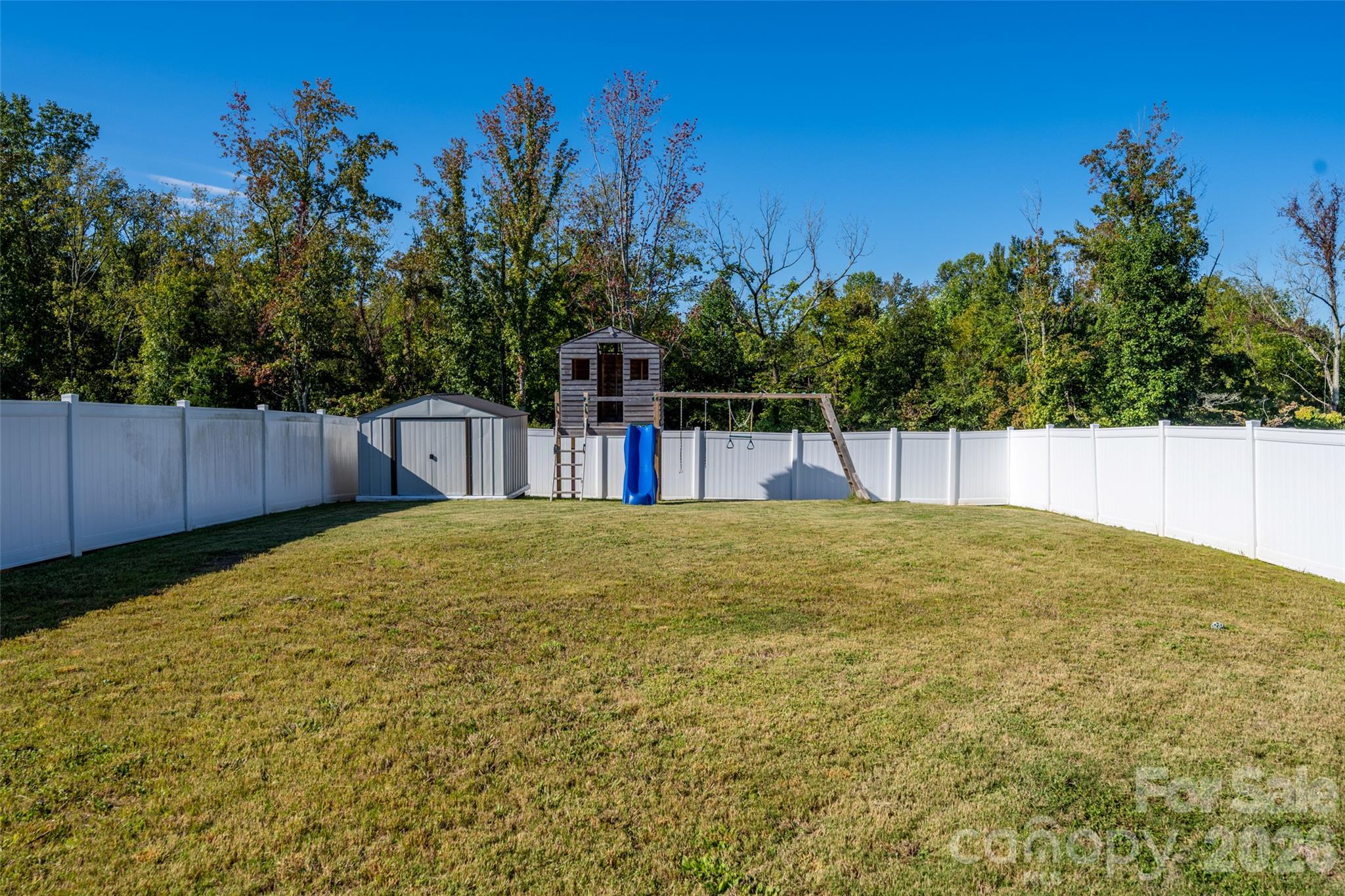 117 Crownpiece Street Property Photo 32