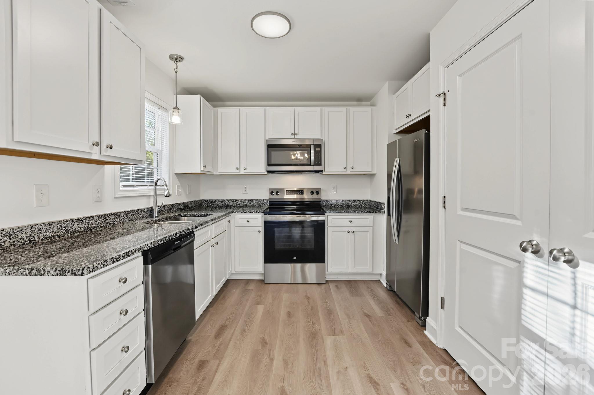 1157 Calhoun Street Property Photo 14