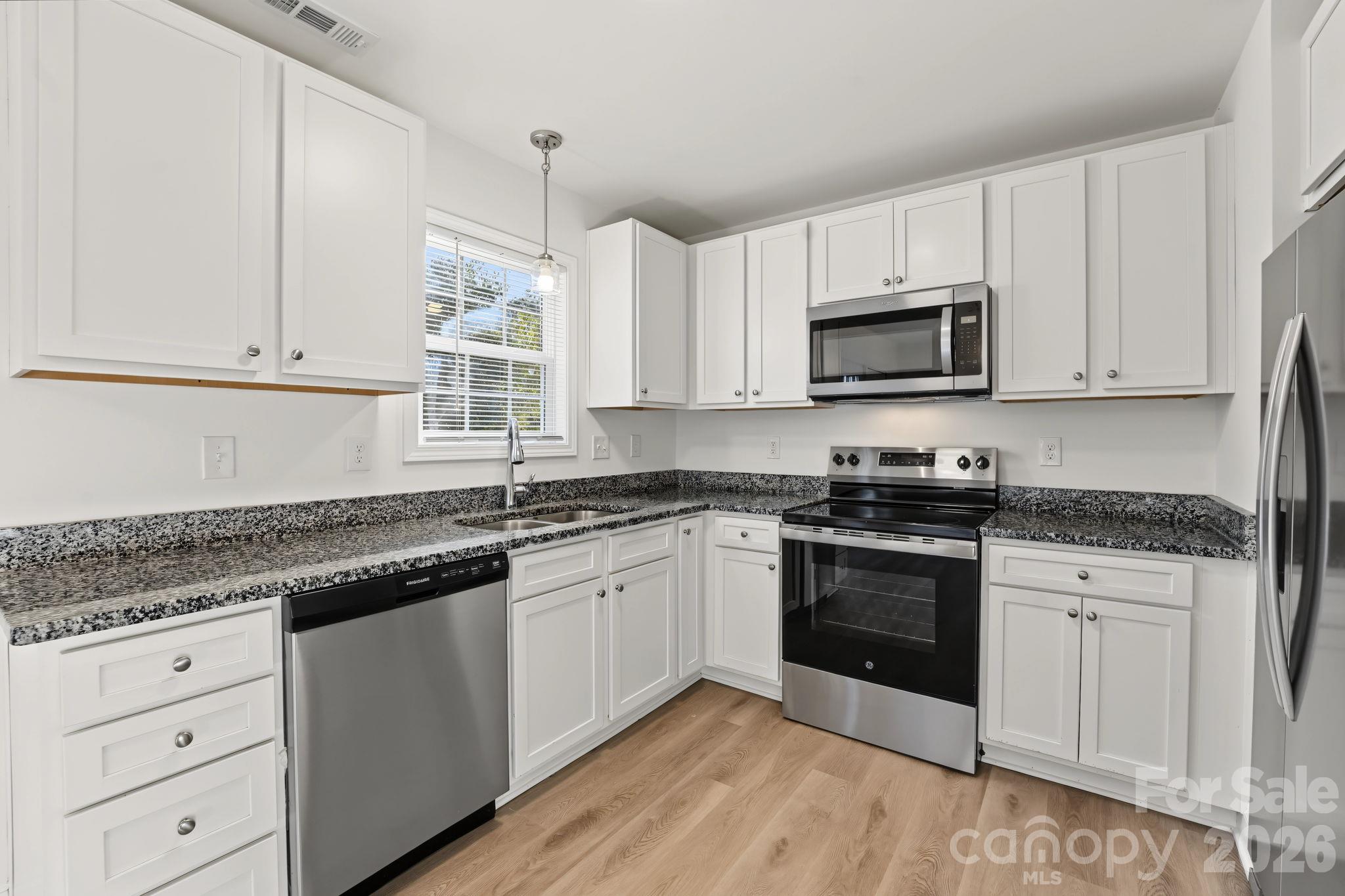 1157 Calhoun Street Property Photo 15