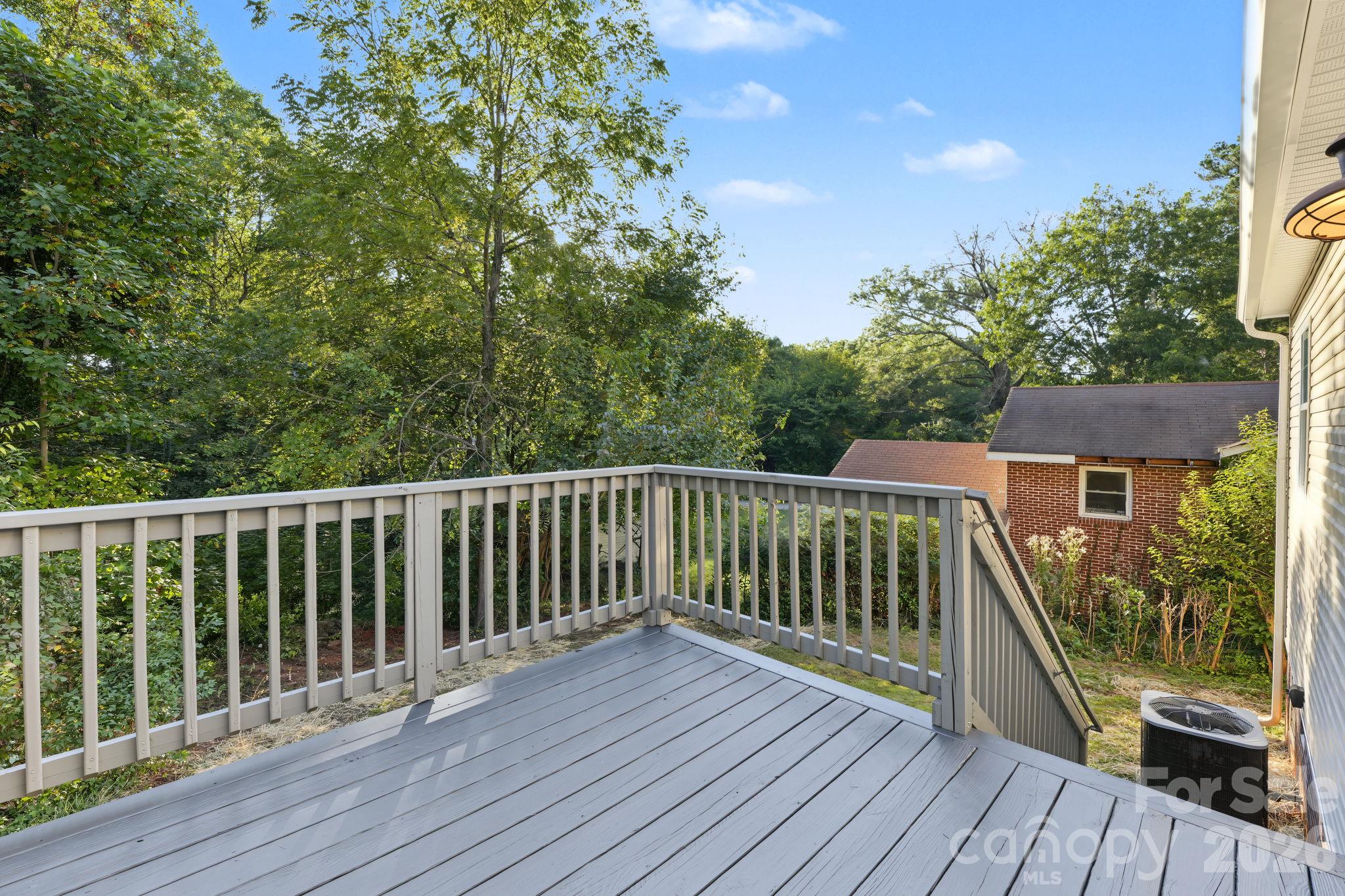 1157 Calhoun Street Property Photo 36