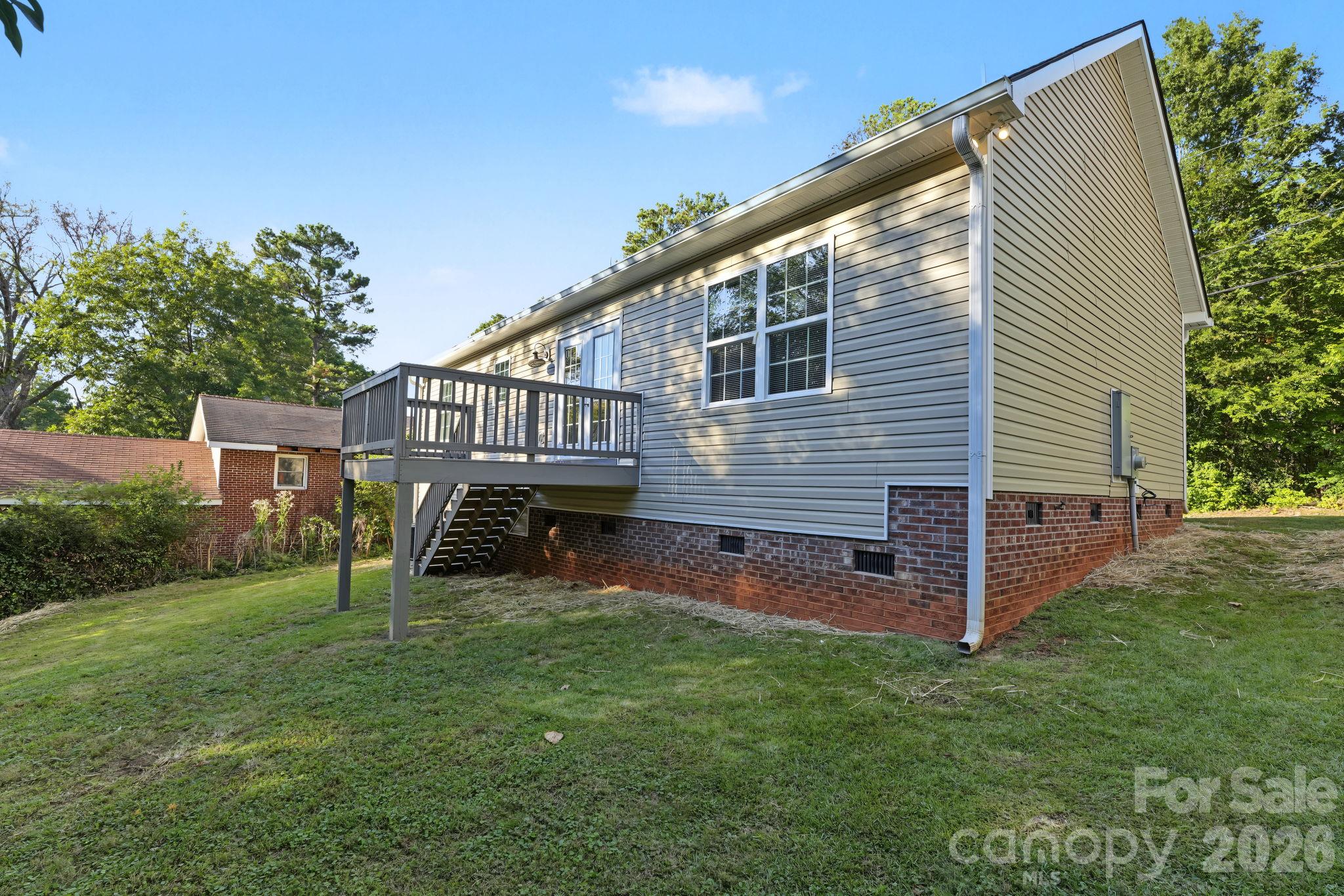 1157 Calhoun Street Property Photo 38