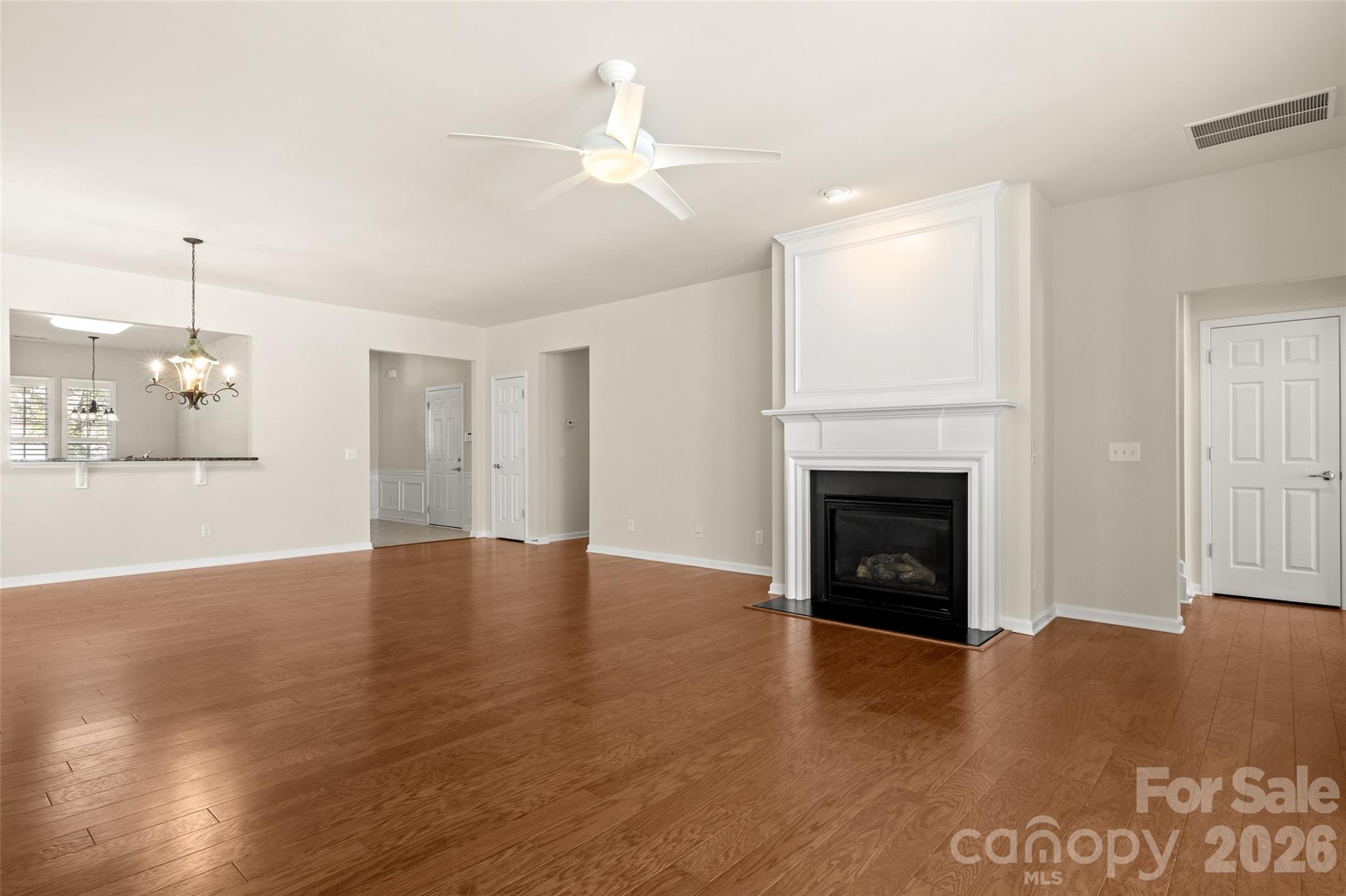 55336 Derringer Avenue Property Photo 13