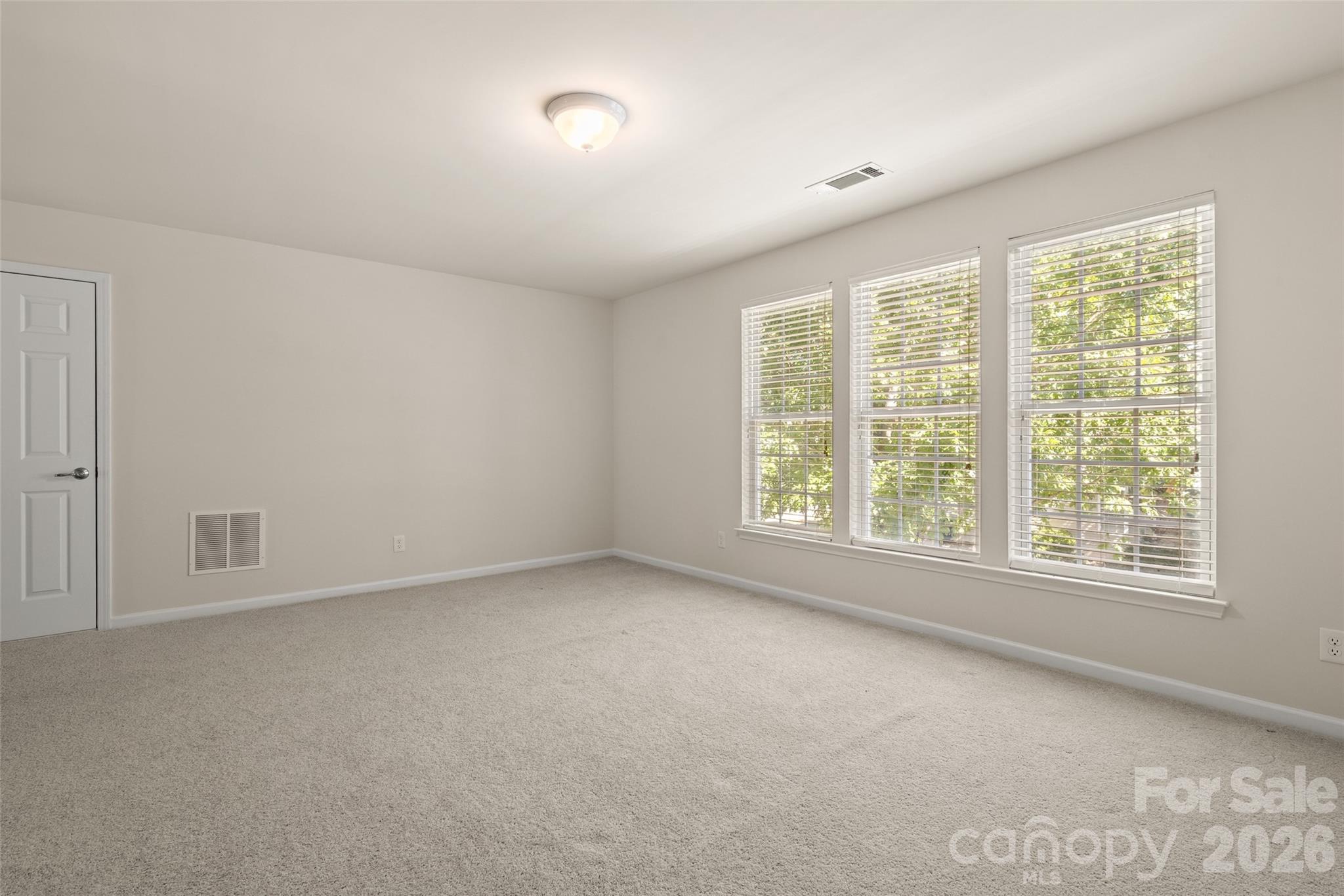 55336 Derringer Avenue Property Photo 26