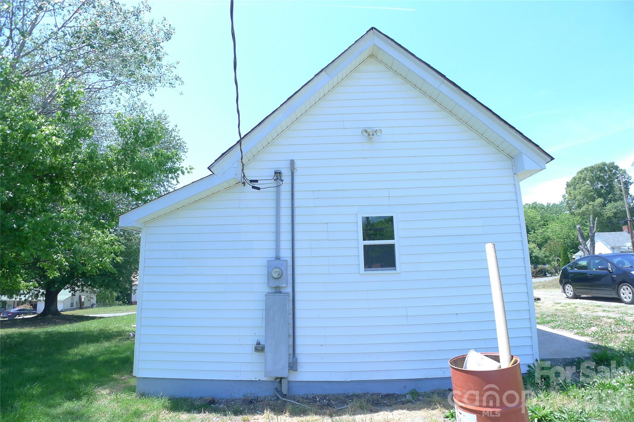 221 Duke Street Property Photo 24
