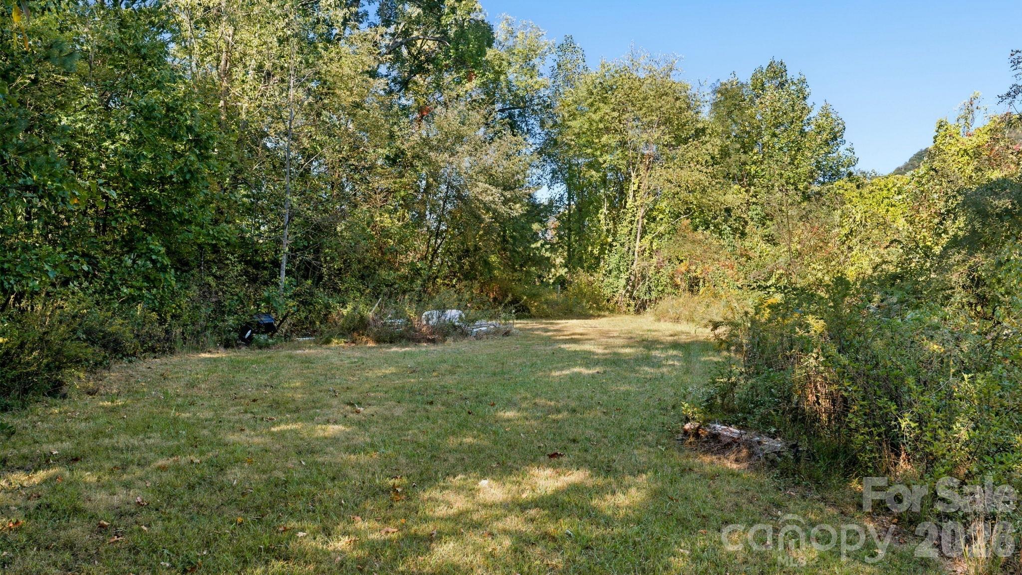 241 Standing Rock Cove Property Photo 11