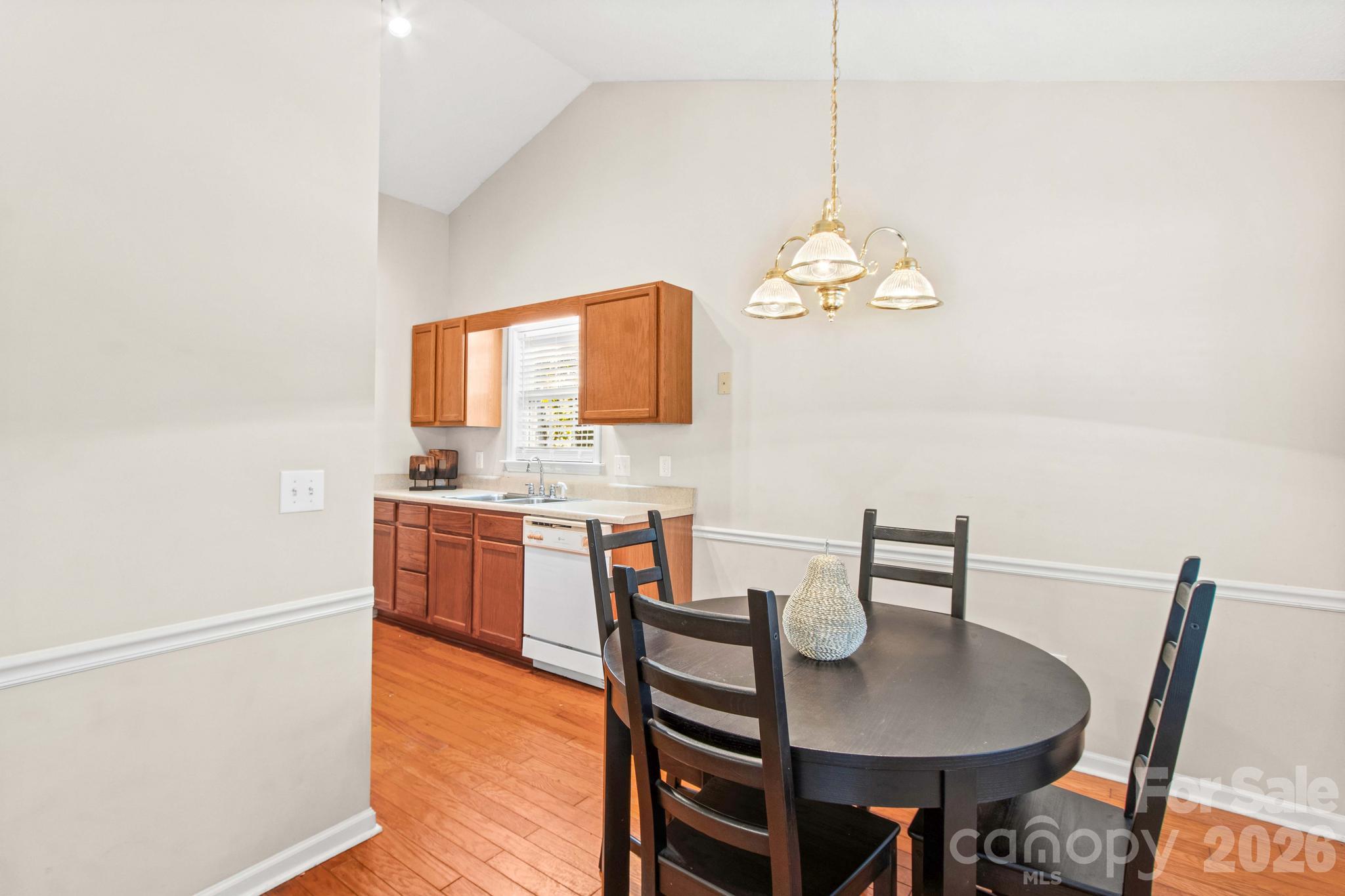 211 W Whispering Pines Lane Property Photo 17