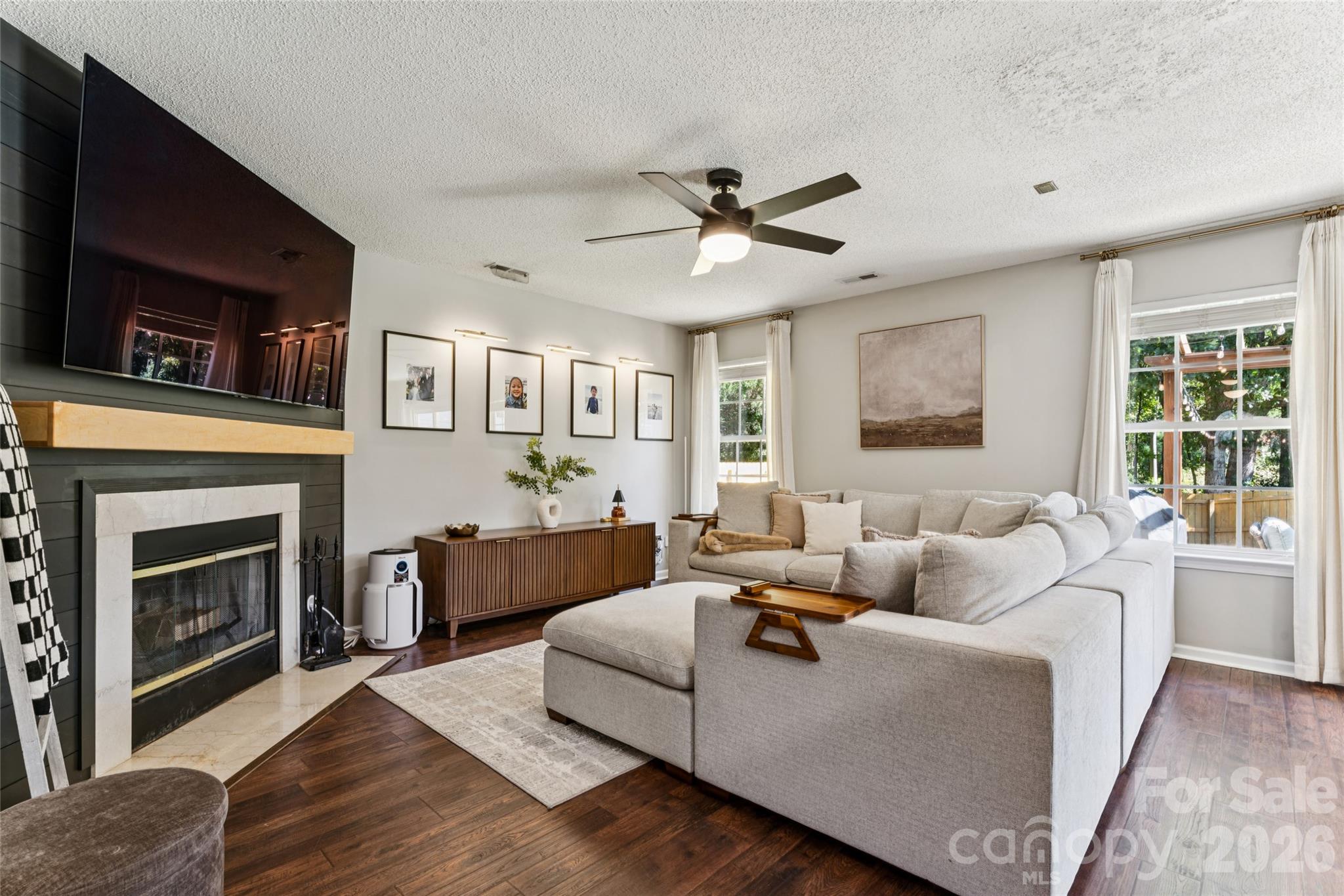 108 Henfield Way Property Photo 3