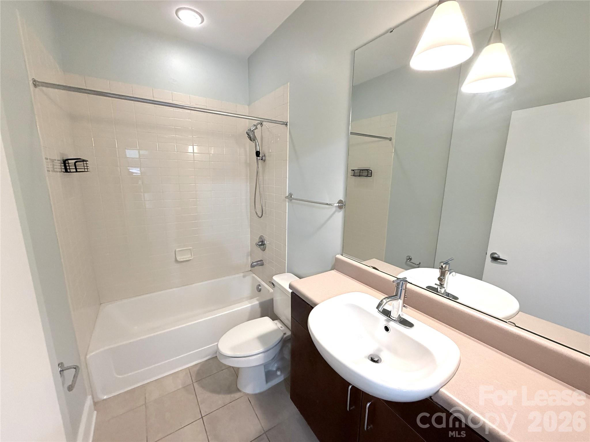 961 E 7th Street Property Photo 15