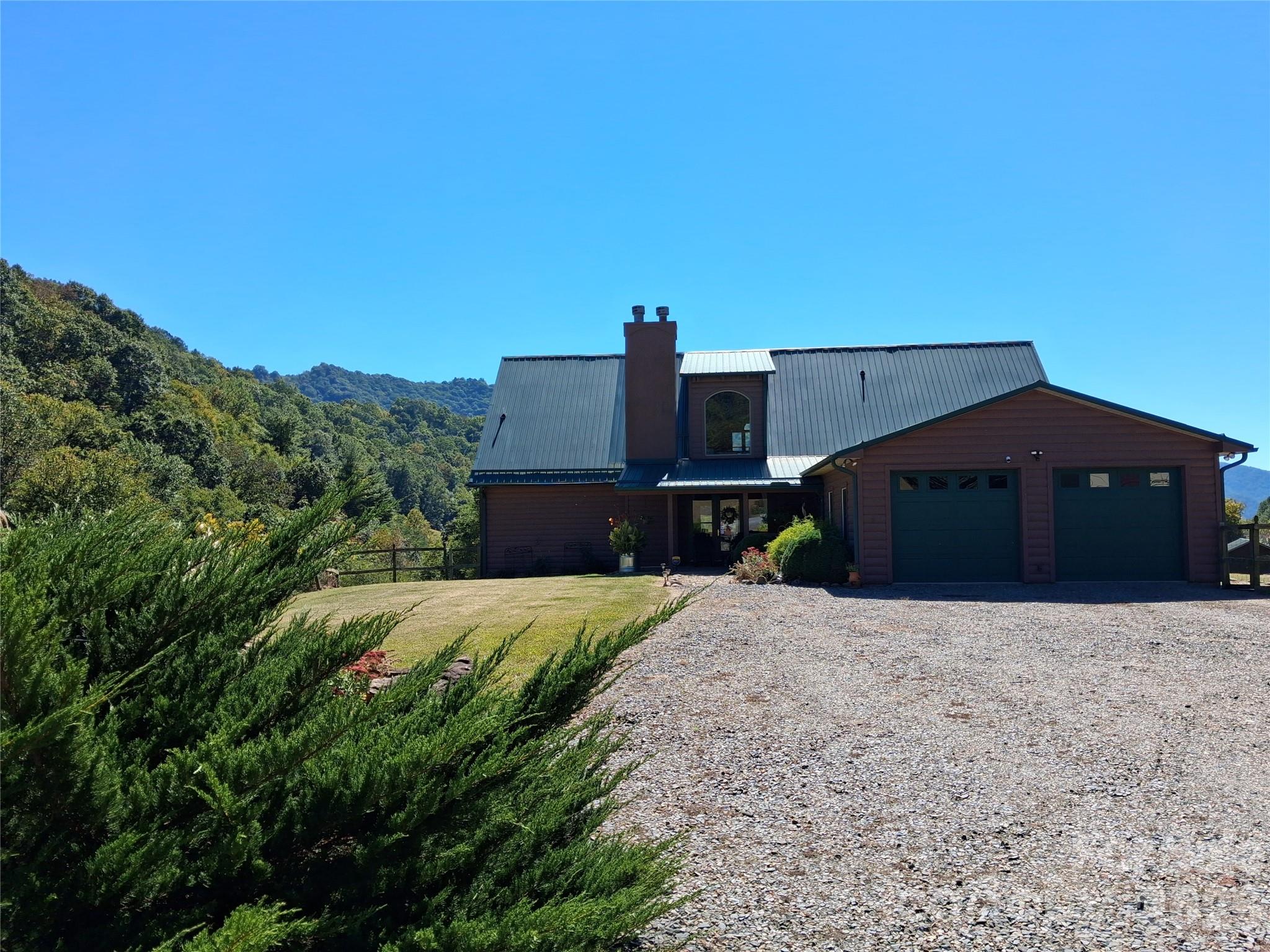 101 Trinity Drive Property Photo 1