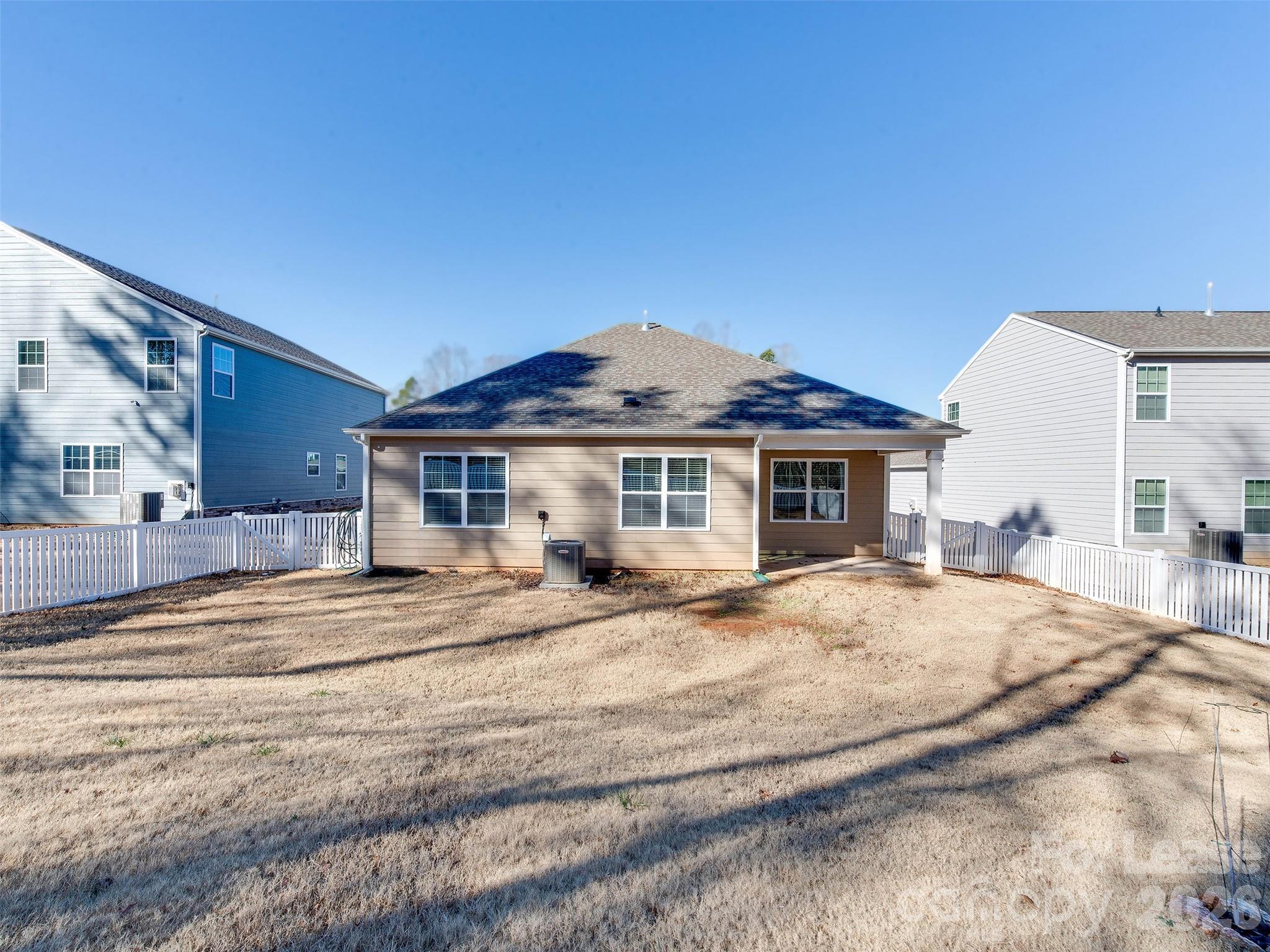 3721 Stanley Creek Drive Property Photo 33