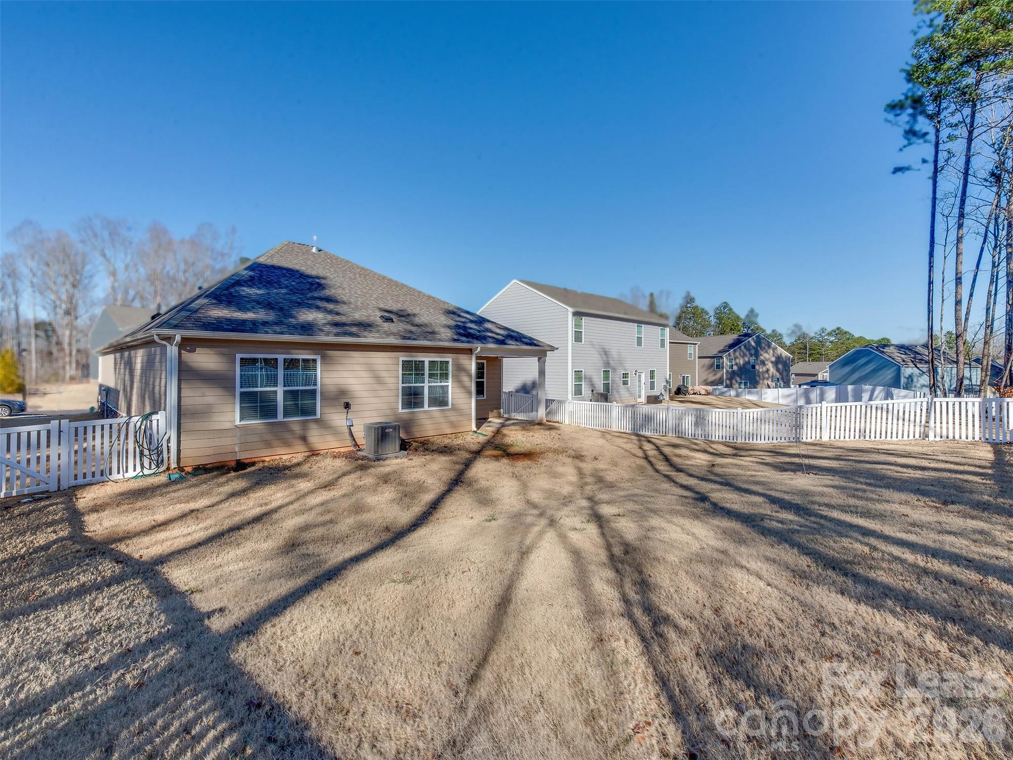 3721 Stanley Creek Drive Property Photo 34