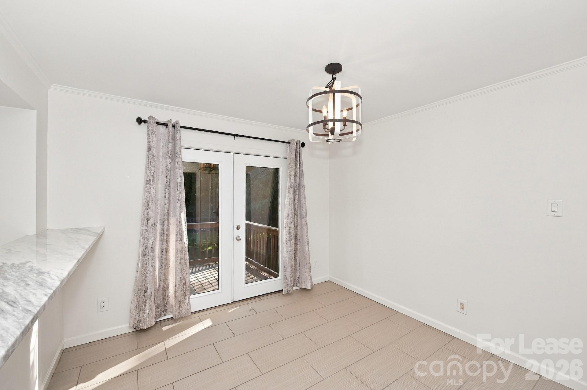 513 Weathers Creek Road Property Photo 7